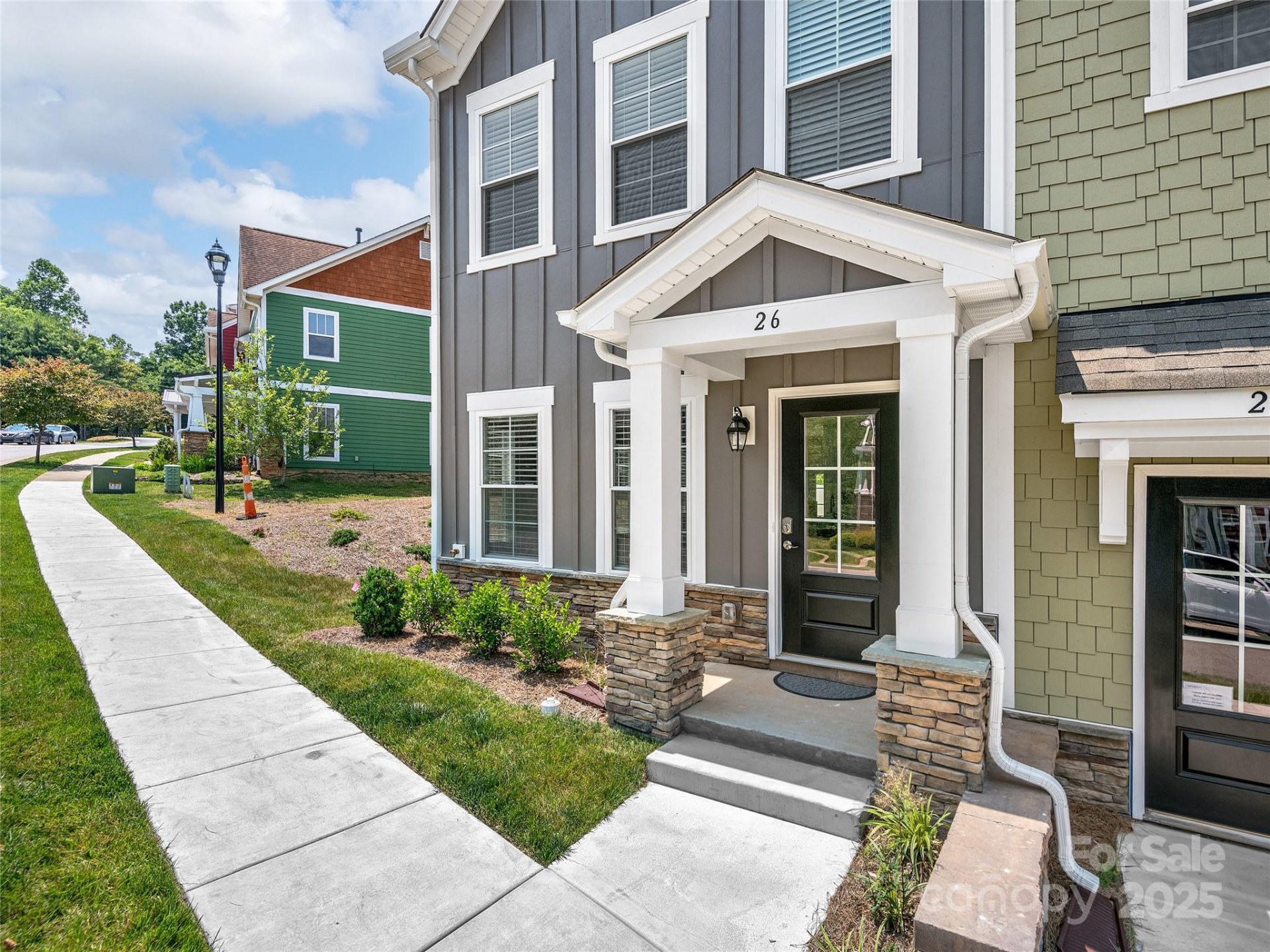 Property image 3 at 26 Walnut Springs Drive, Asheville, NC 28804