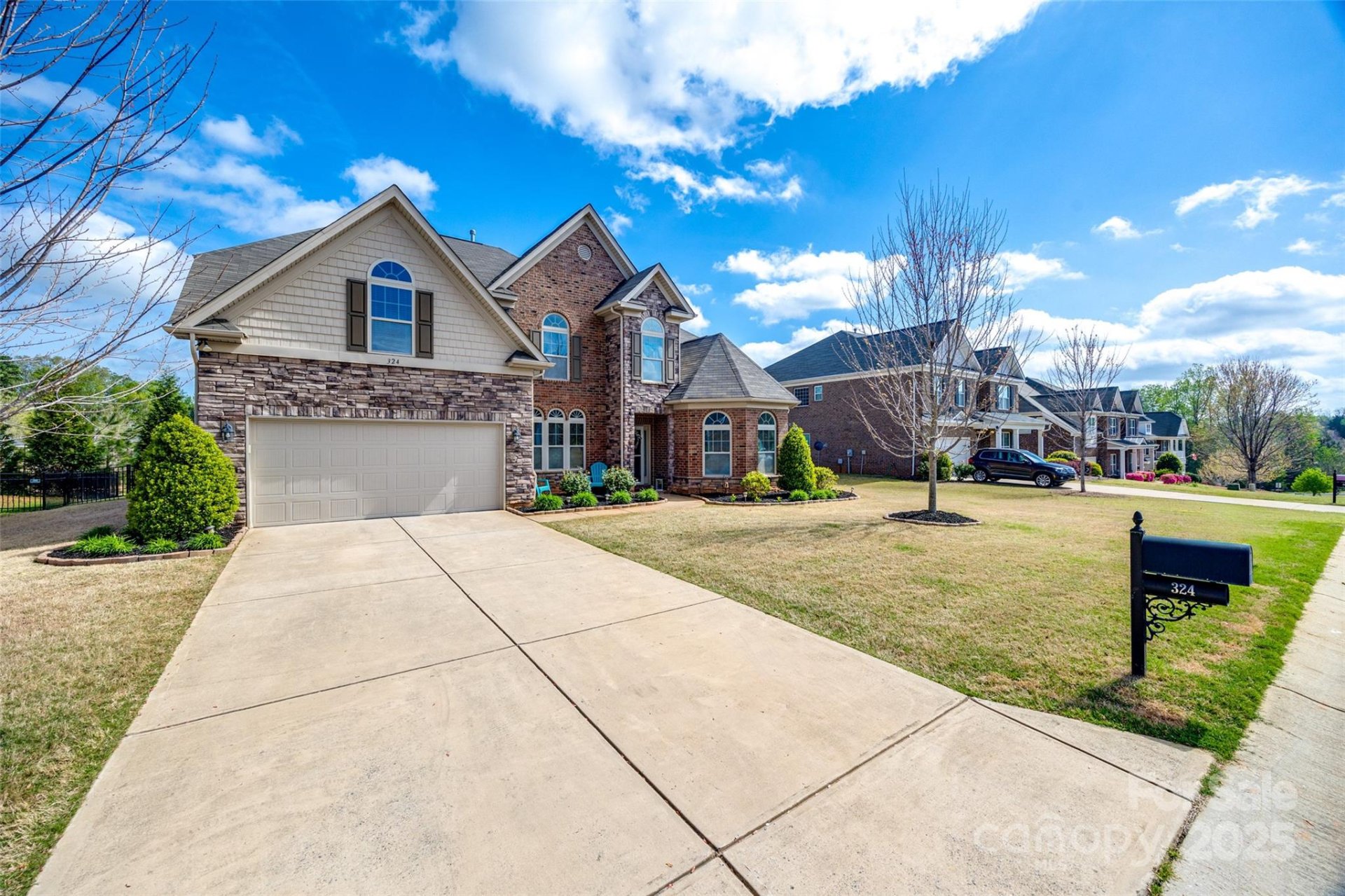 Property image 3 at 324 Kerrydale Court, Clover, SC 29710