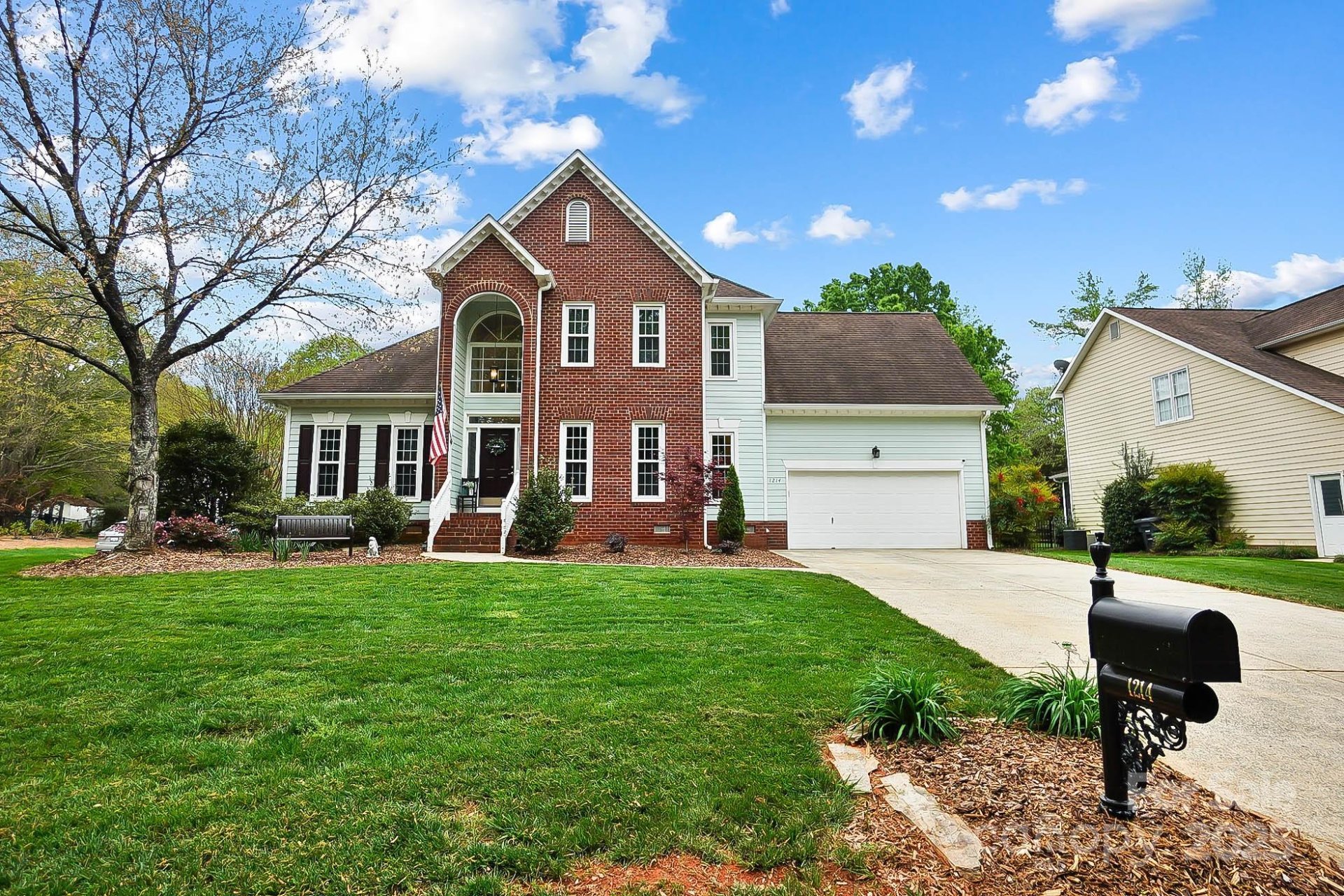Hunter Oaks, Waxhaw Community