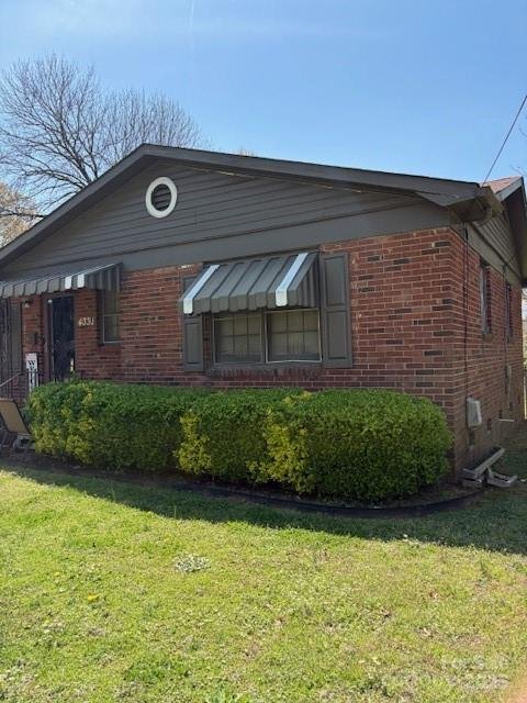 Property image 2 at 4331 Knollcrest Drive, Charlotte, NC 28208
