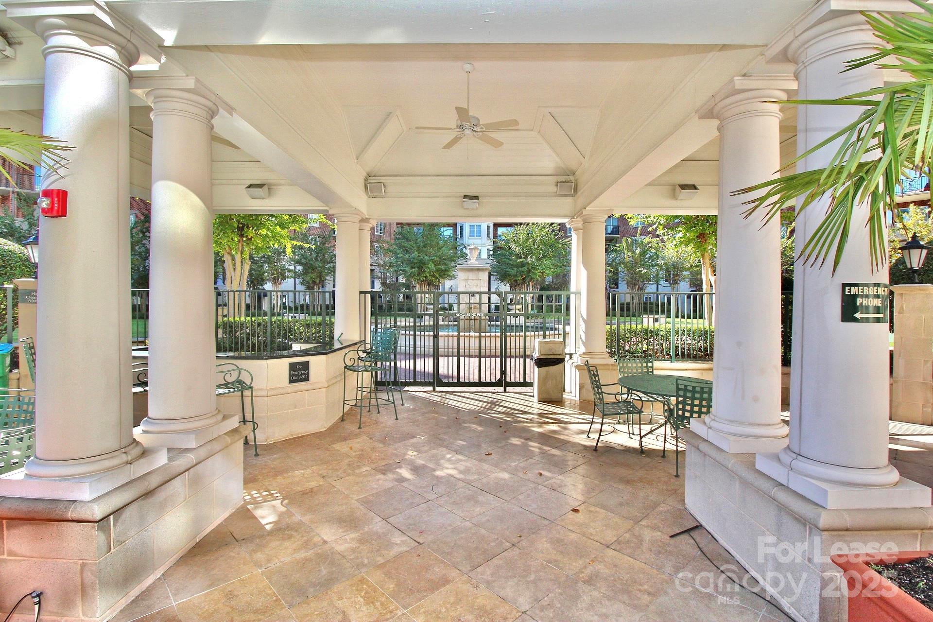 Property image 4 at 300 W 5th Street, Charlotte, NC 28202