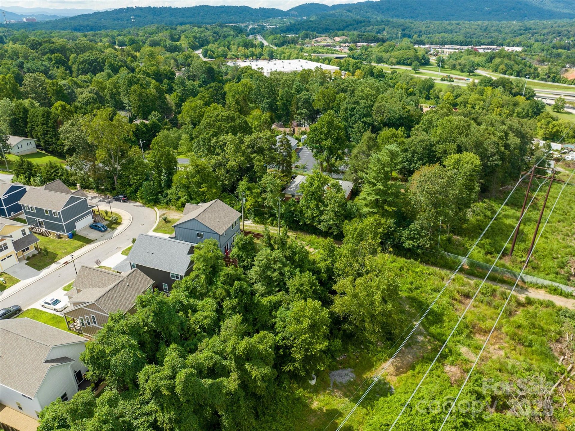 Property image 5 at 7 Shakedown Street, Asheville, NC 28803