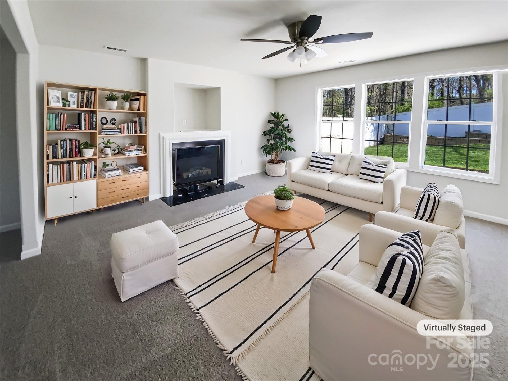 Property image 2 at 2730 Meadow Knoll Drive, Charlotte, NC 28269