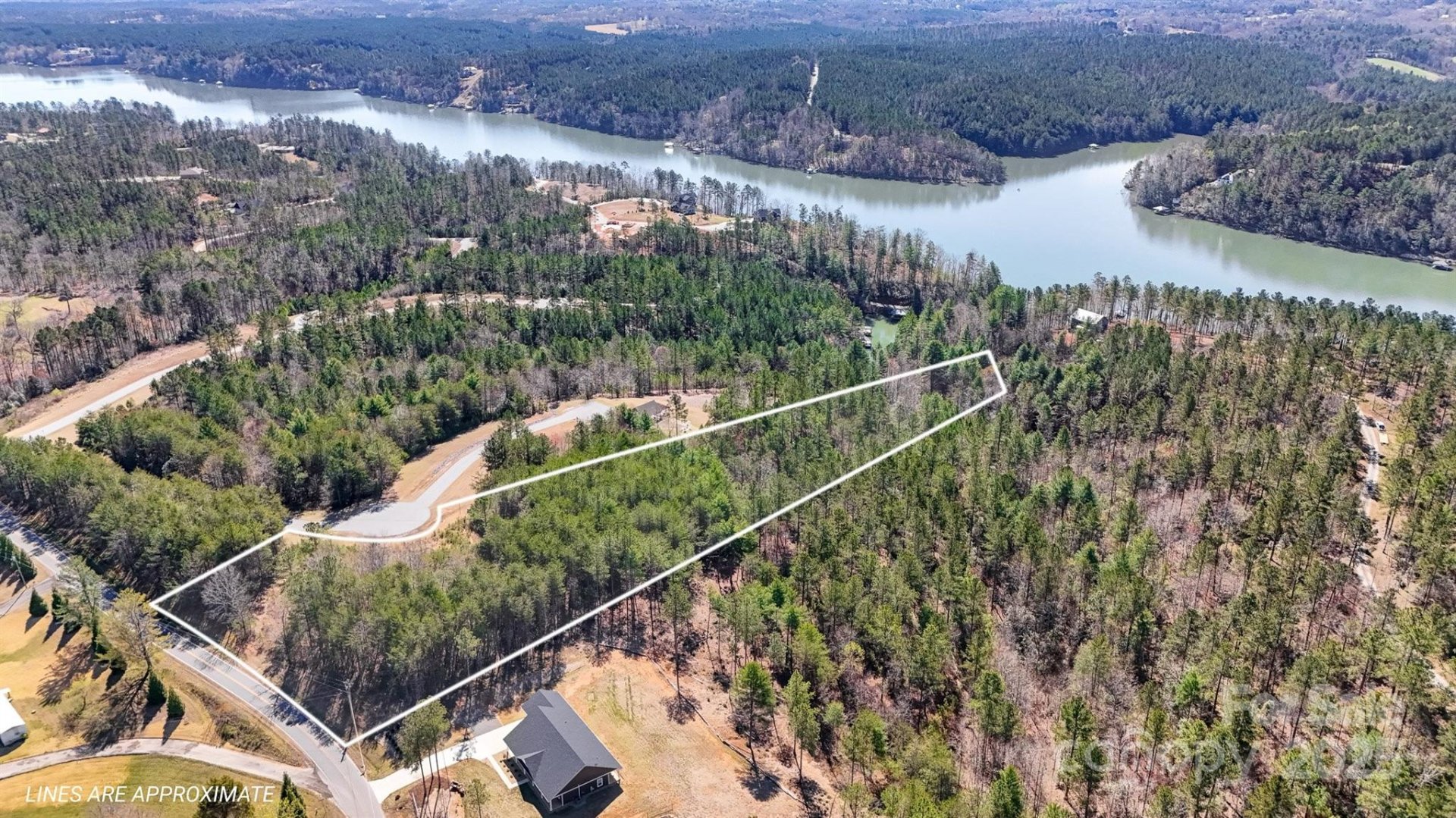 Property image 2 at 1428 Edgewater Trail, Granite Falls, NC 28630