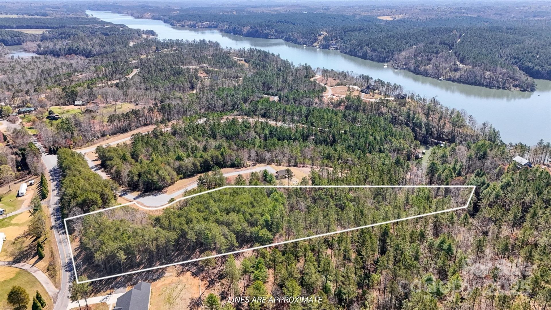 Property image 3 at 1428 Edgewater Trail, Granite Falls, NC 28630