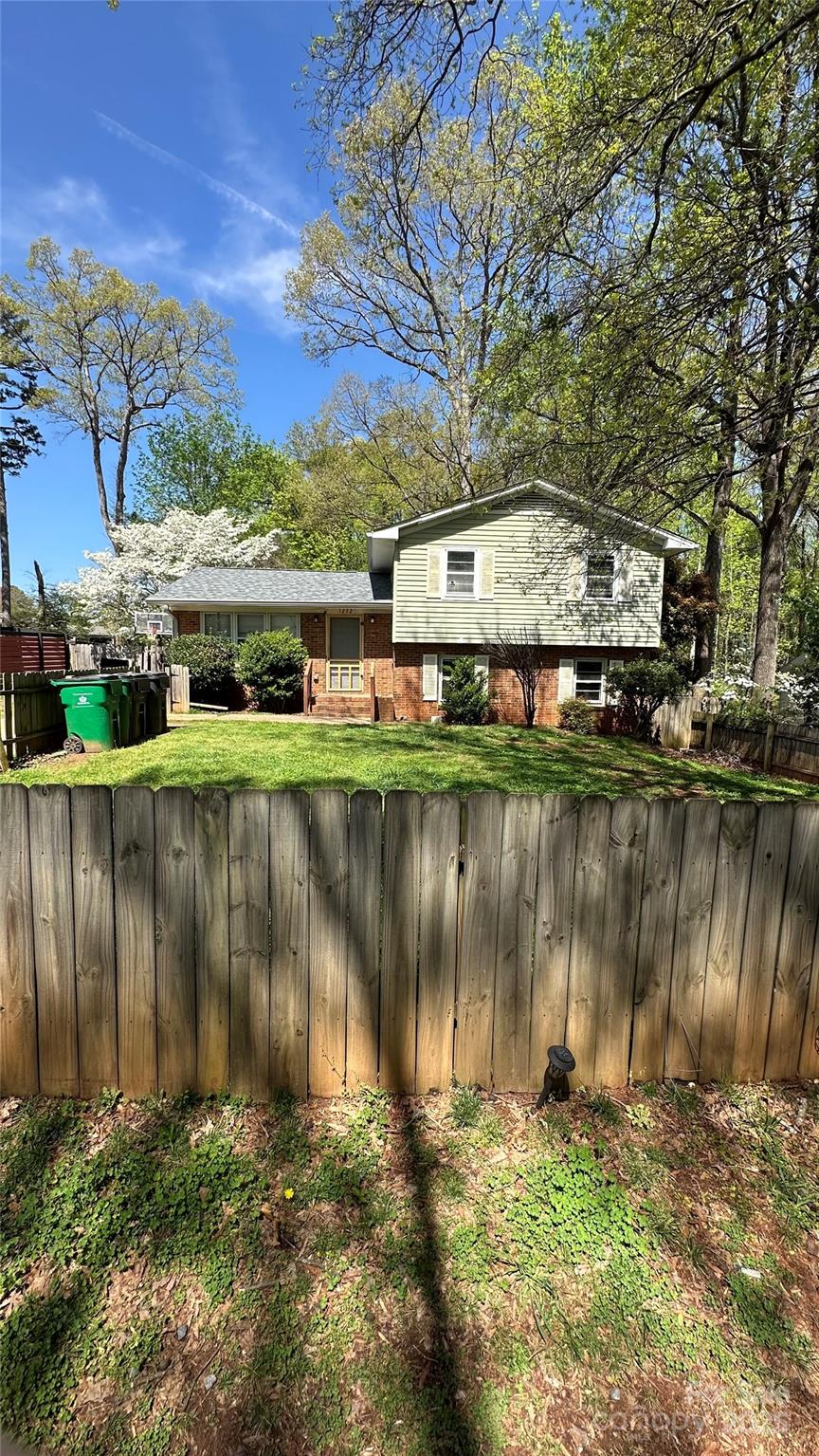 Property image 1 at 1232 Rosada Drive, Charlotte, NC 28213