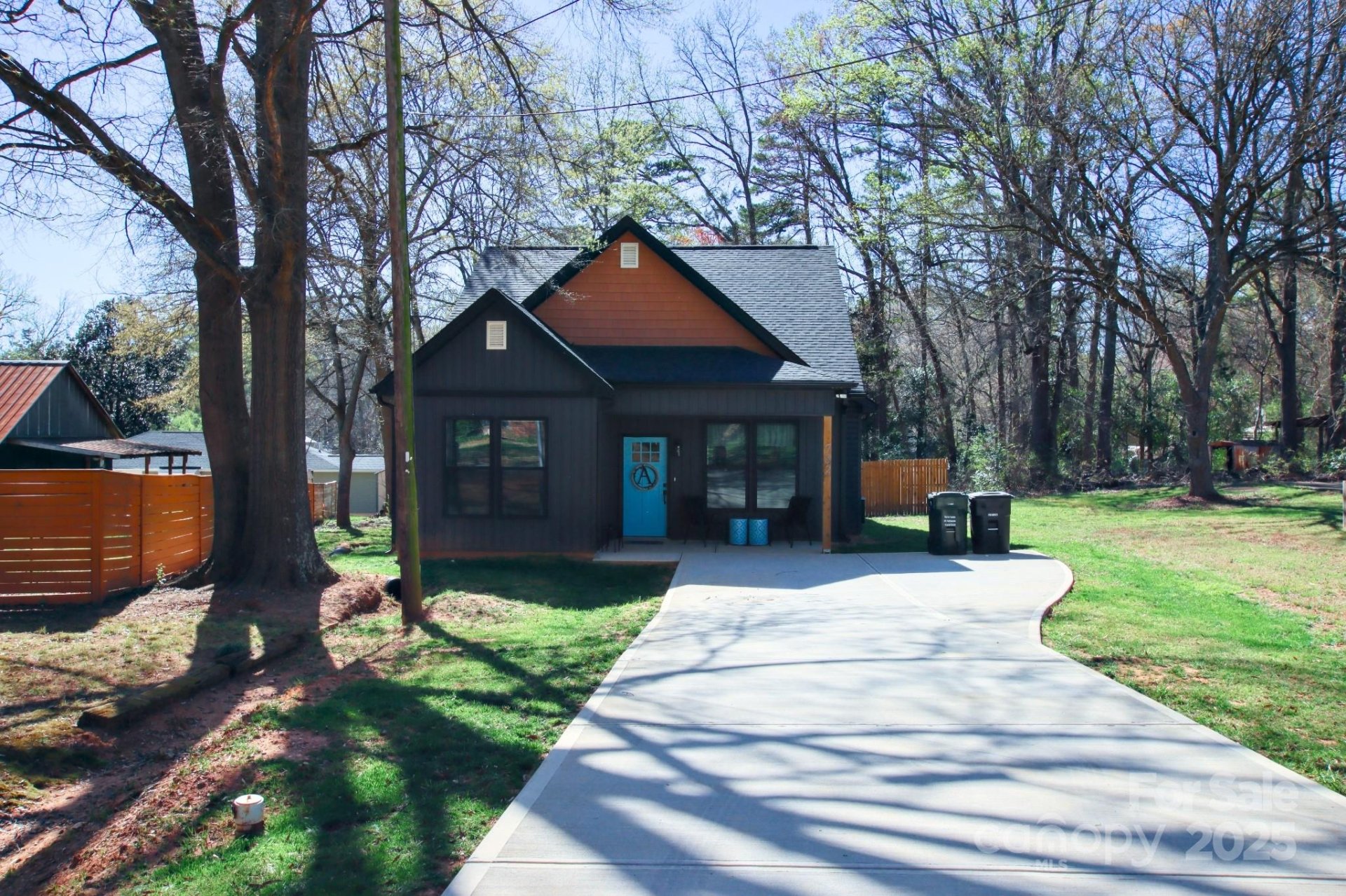 Oakdale Park, Concord Community