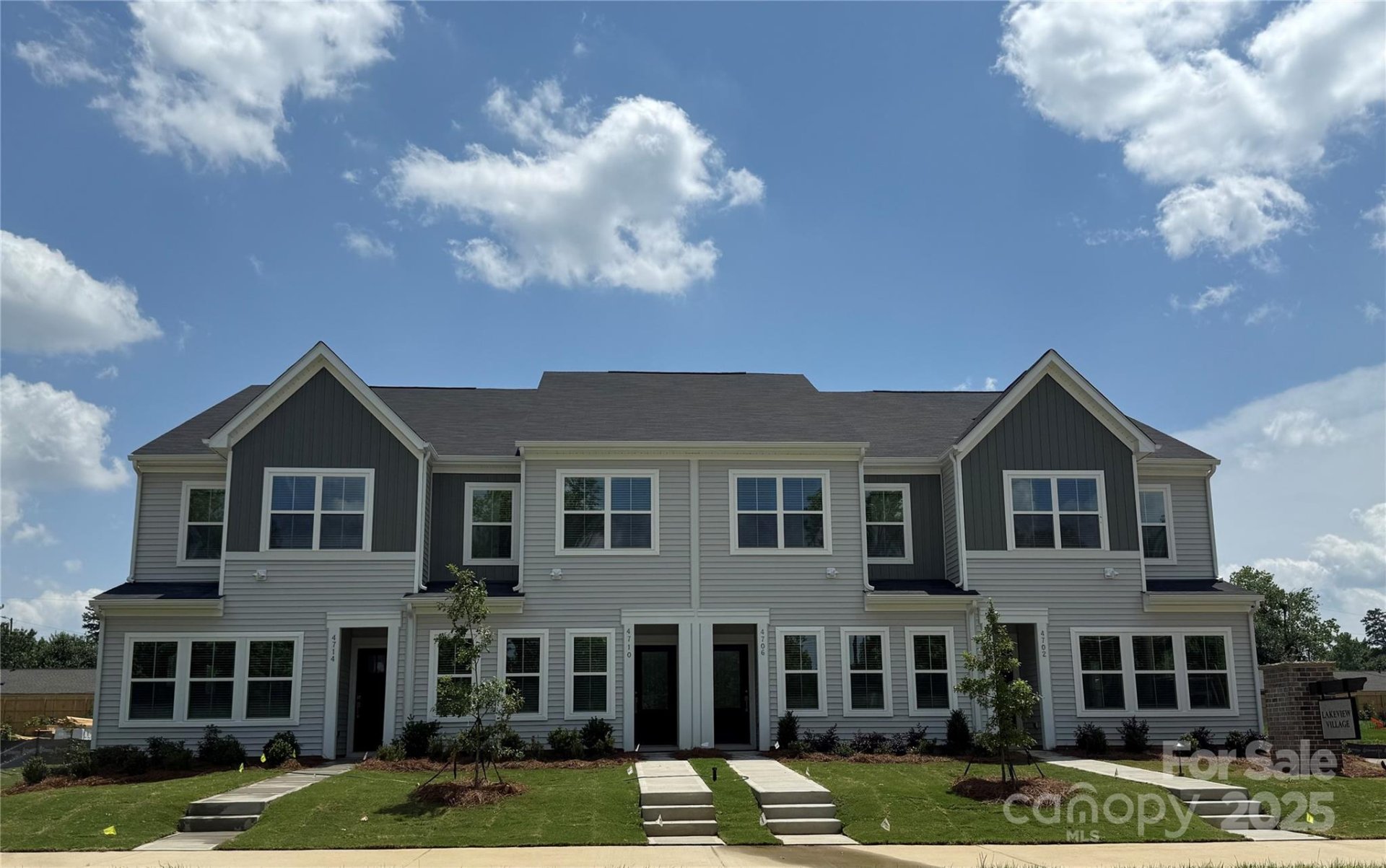 5115 Orchardview Way