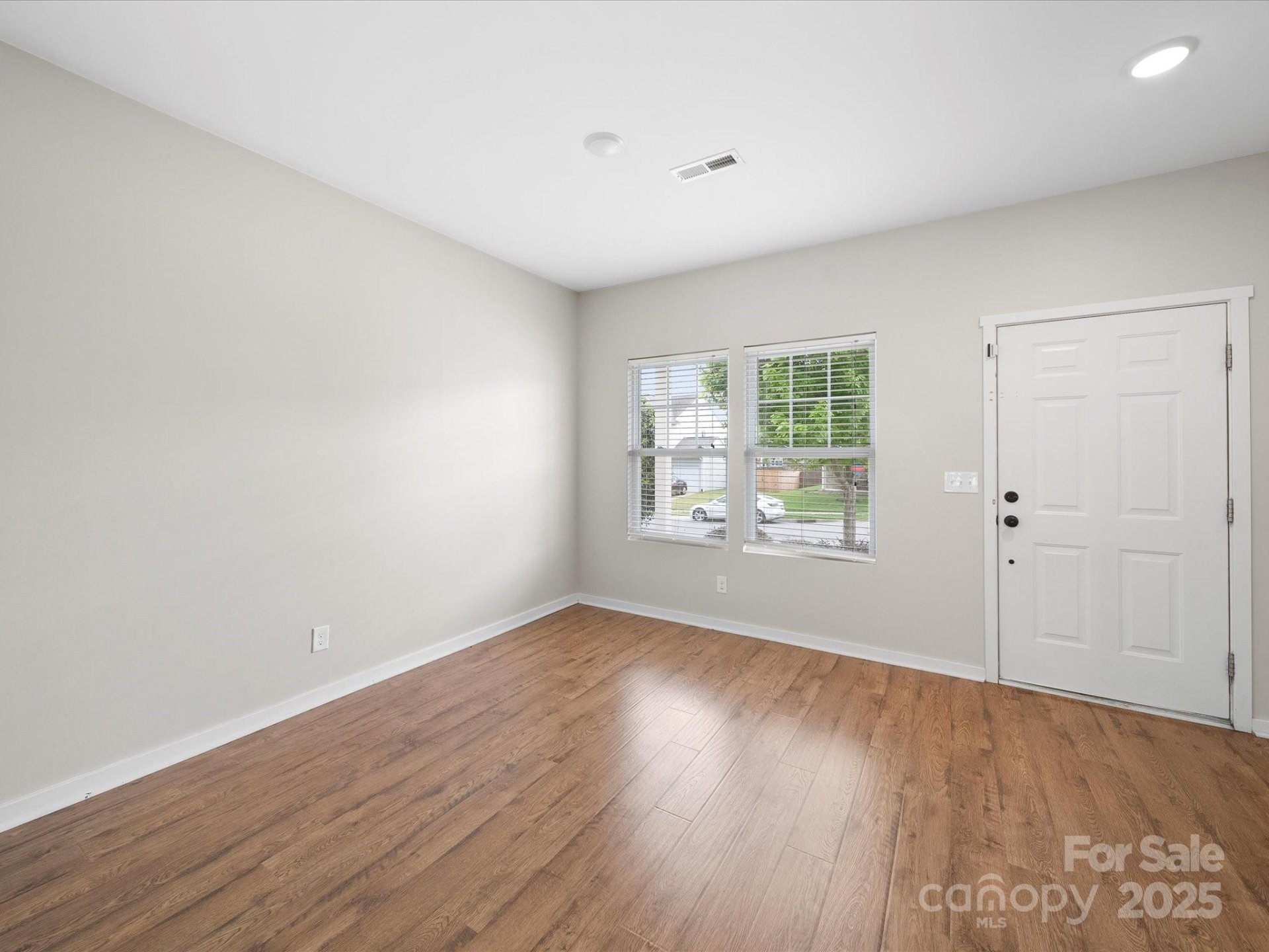 Property image 5 at 113 Devynn Ridge Court, Mount Holly, NC 28120