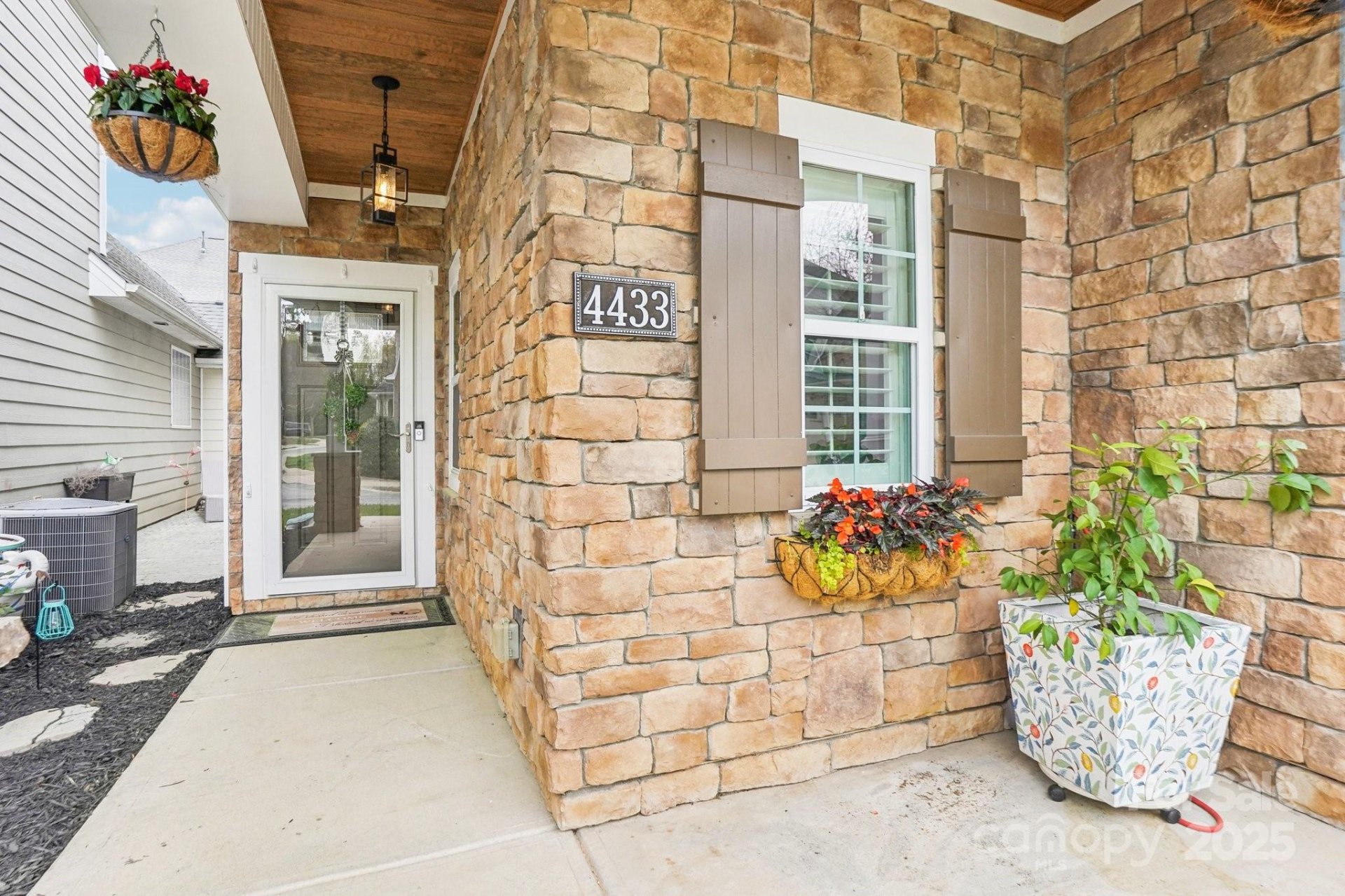 Property image 4 at 4433 Forest Gate Lane, Charlotte, NC 28270