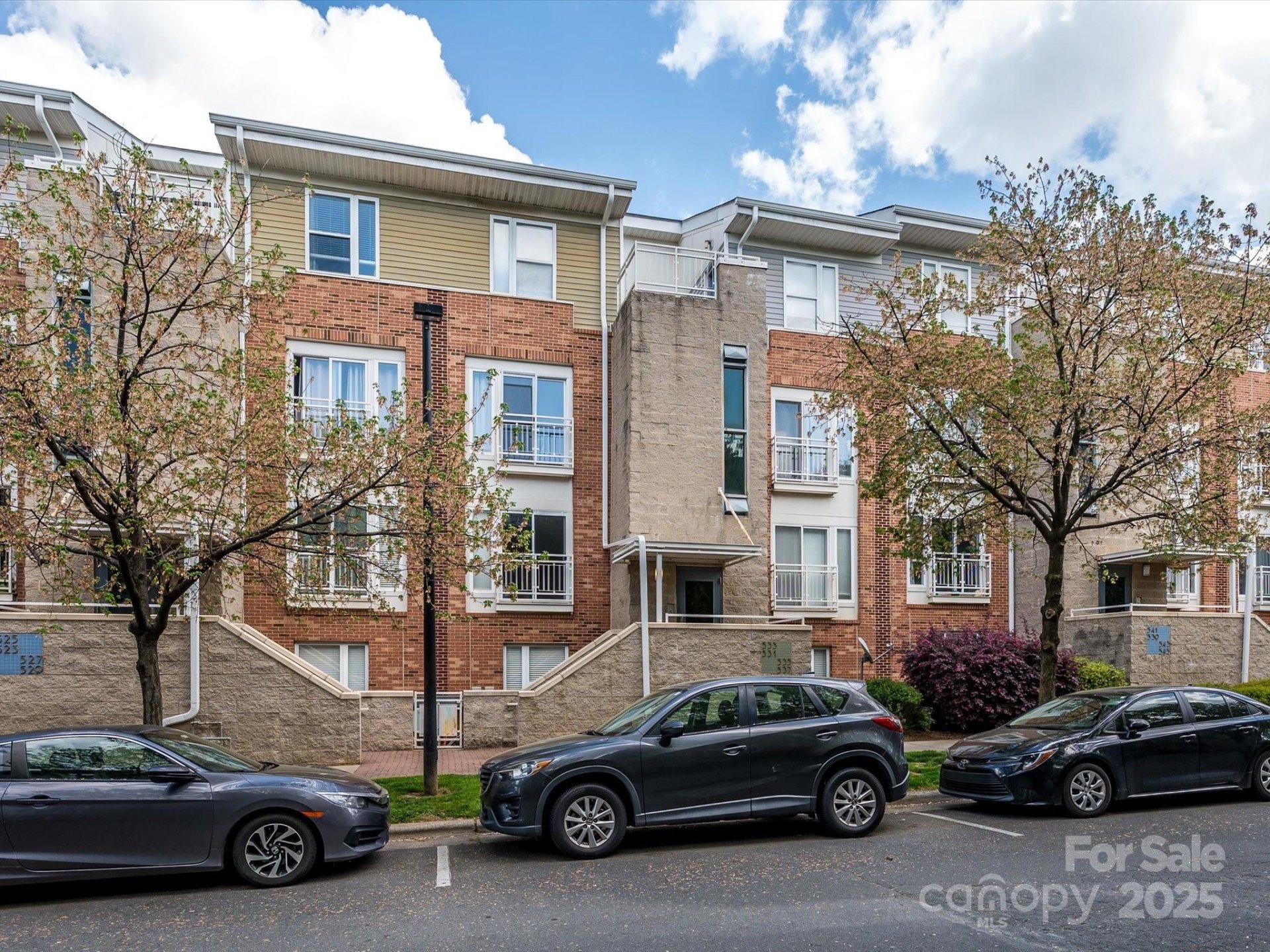 535 Donatello Avenue