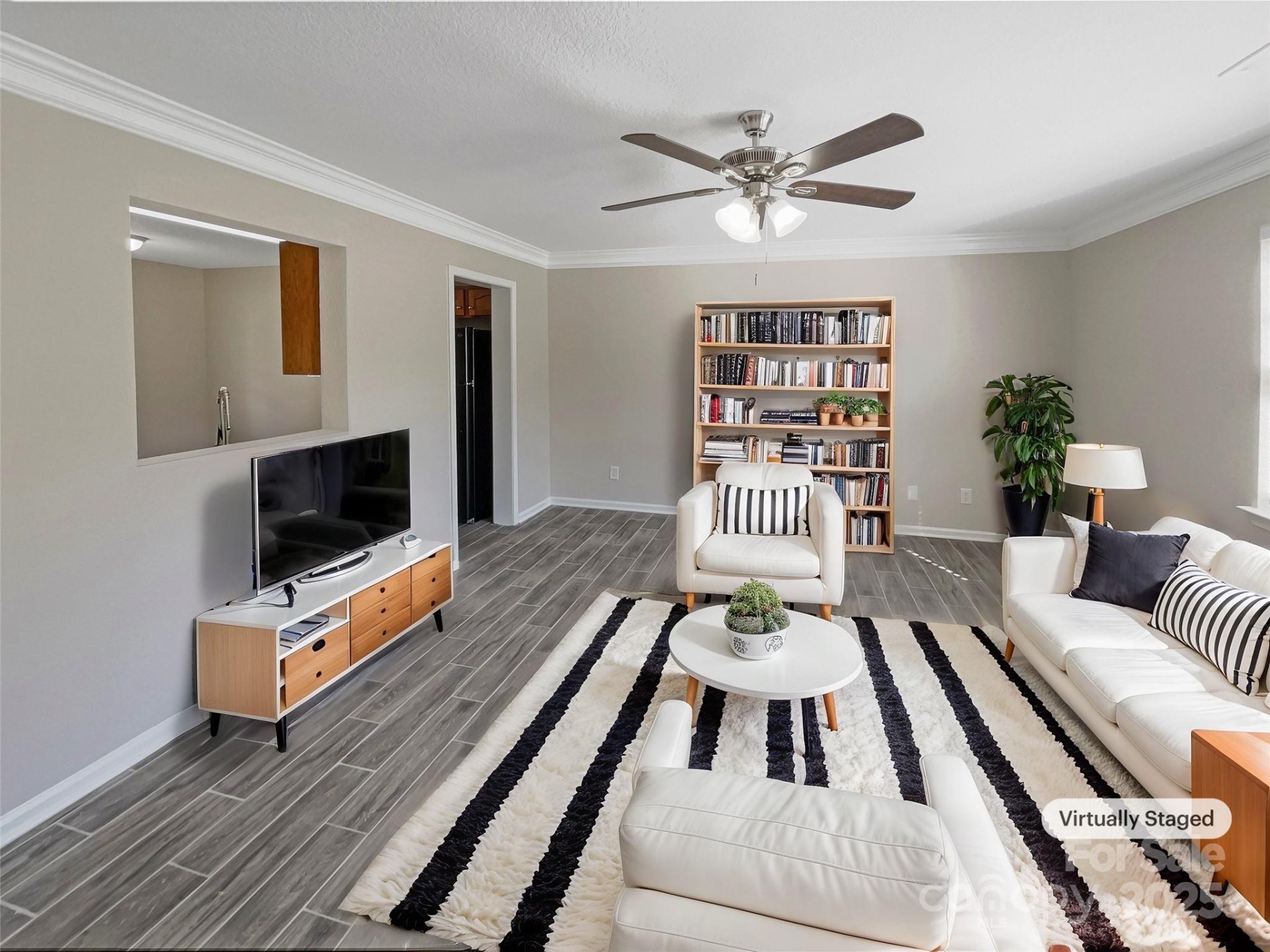 Property image 2 at 808 Raindrops Road, Gastonia, NC 28054