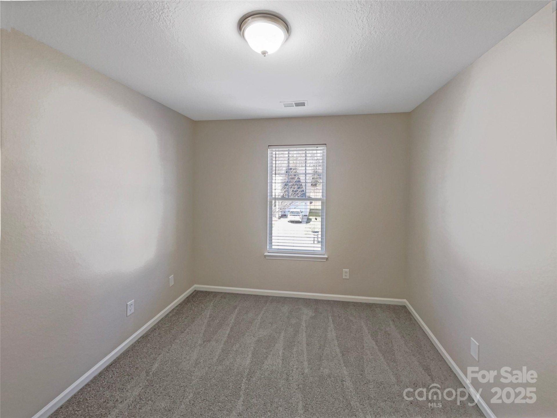 Property image 5 at 808 Raindrops Road, Gastonia, NC 28054