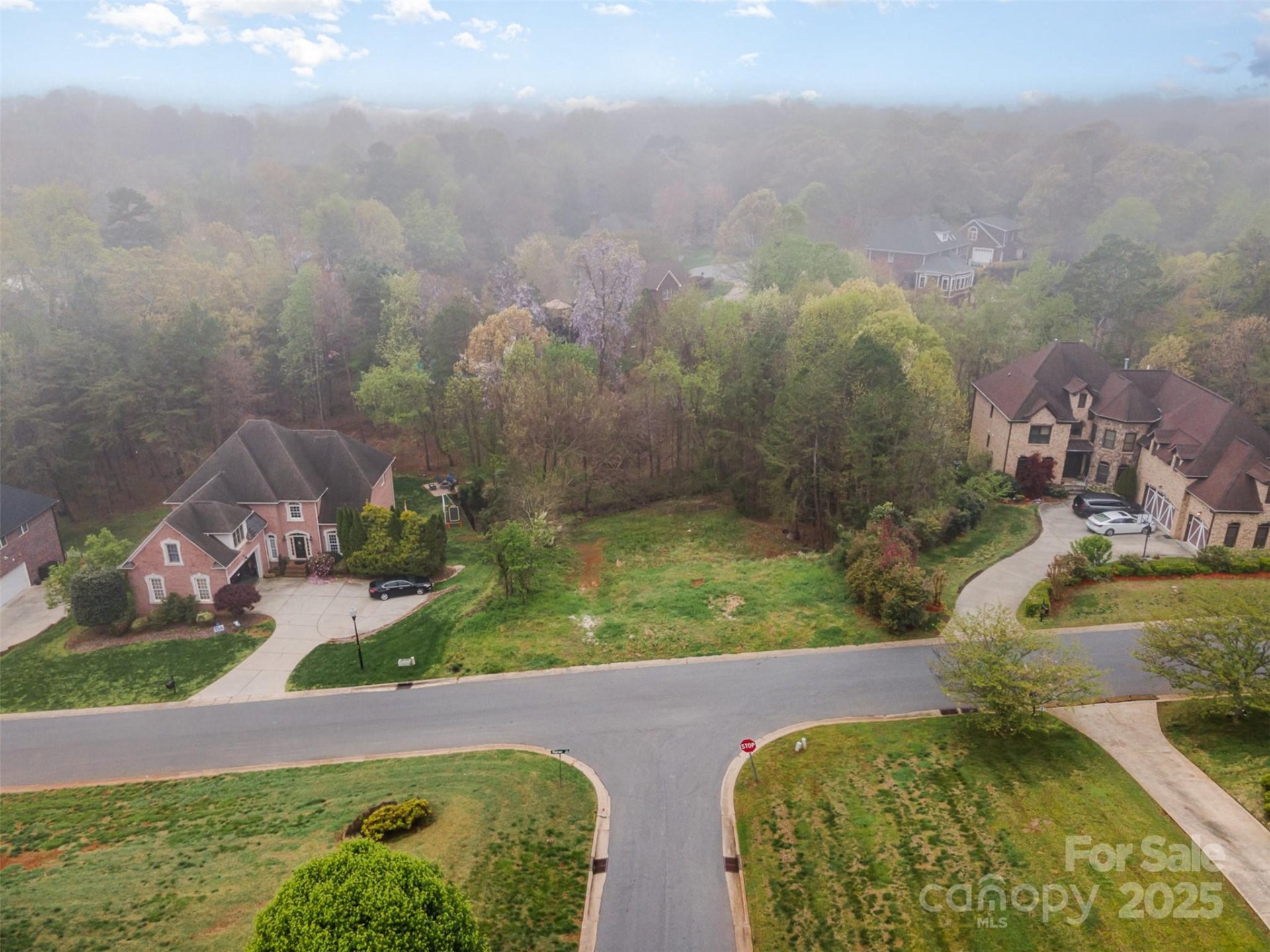 Property image 2 at 9274 Naron Lane, Harrisburg, NC 28075