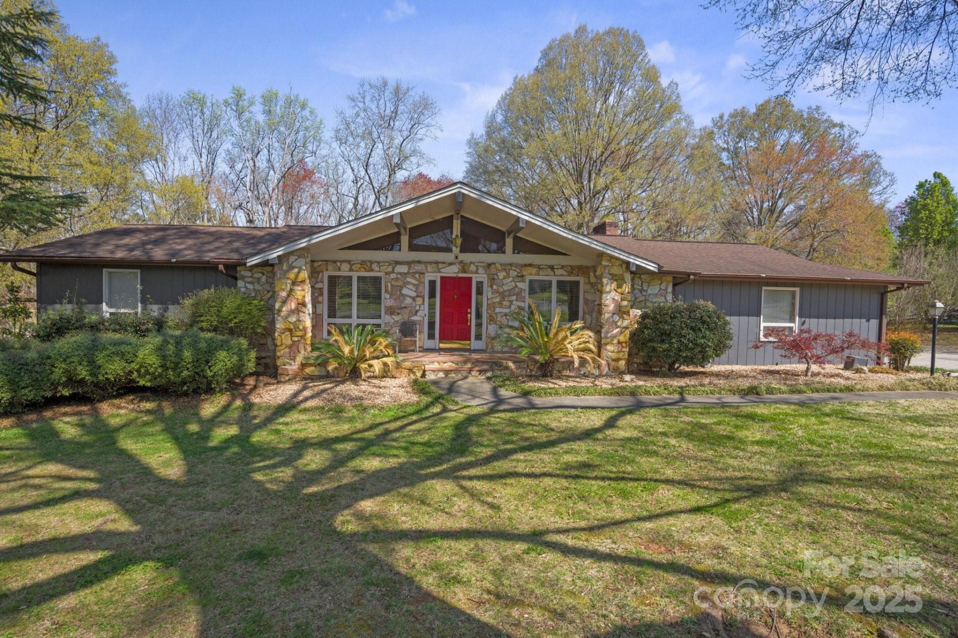 Property image 1 at 118 Lakewood Drive, Kings Mountain, NC 28086