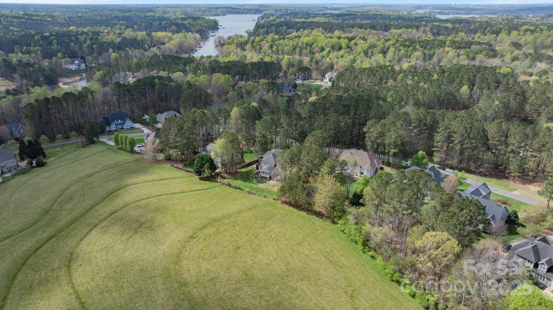 Property image 3 at 116 Whispering Cove Court, Mooresville, NC 28117