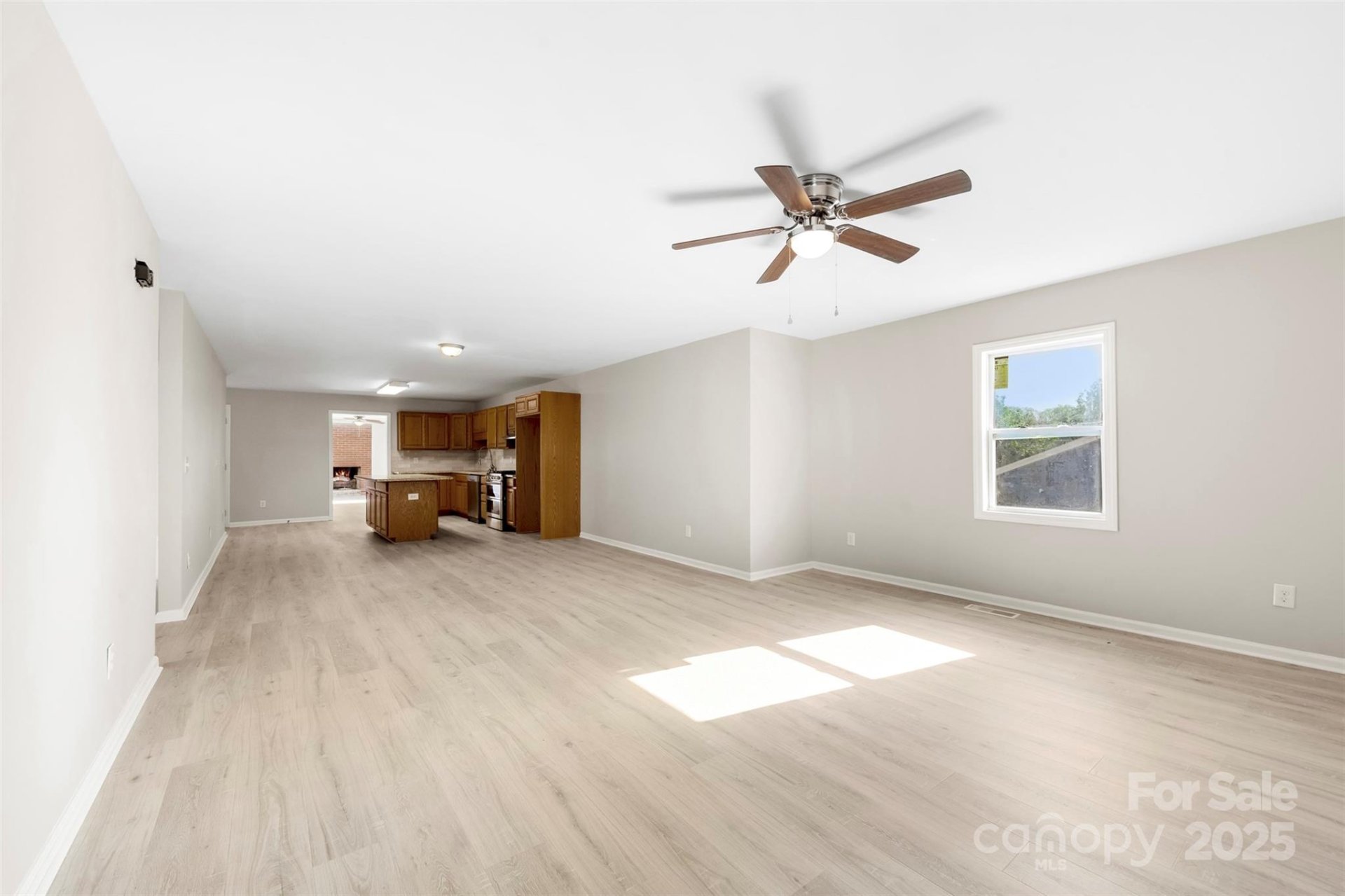 Property image 2 at 416 E Park Avenue, Gastonia, NC 28054