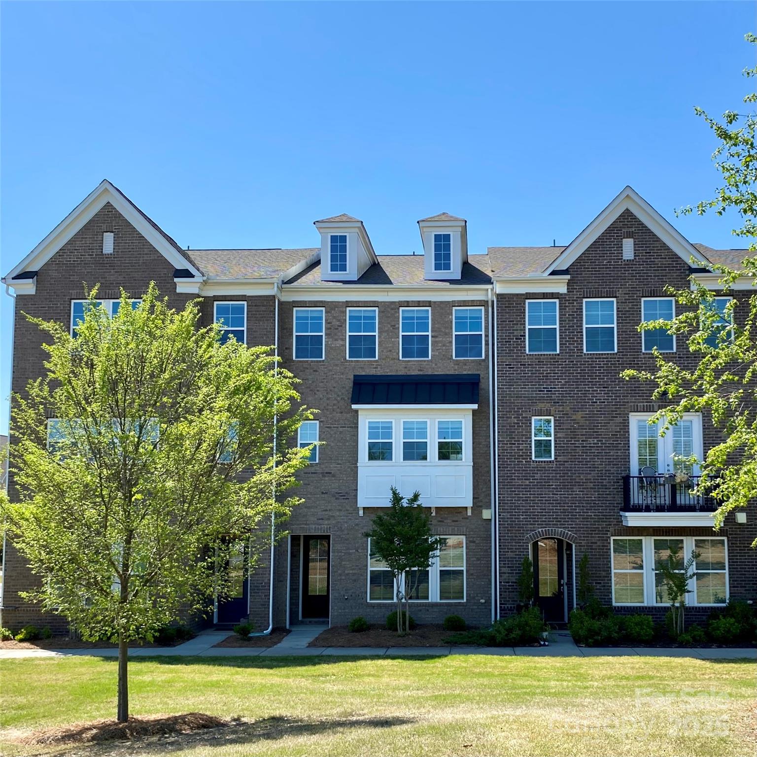 7957 Reunion Row Drive