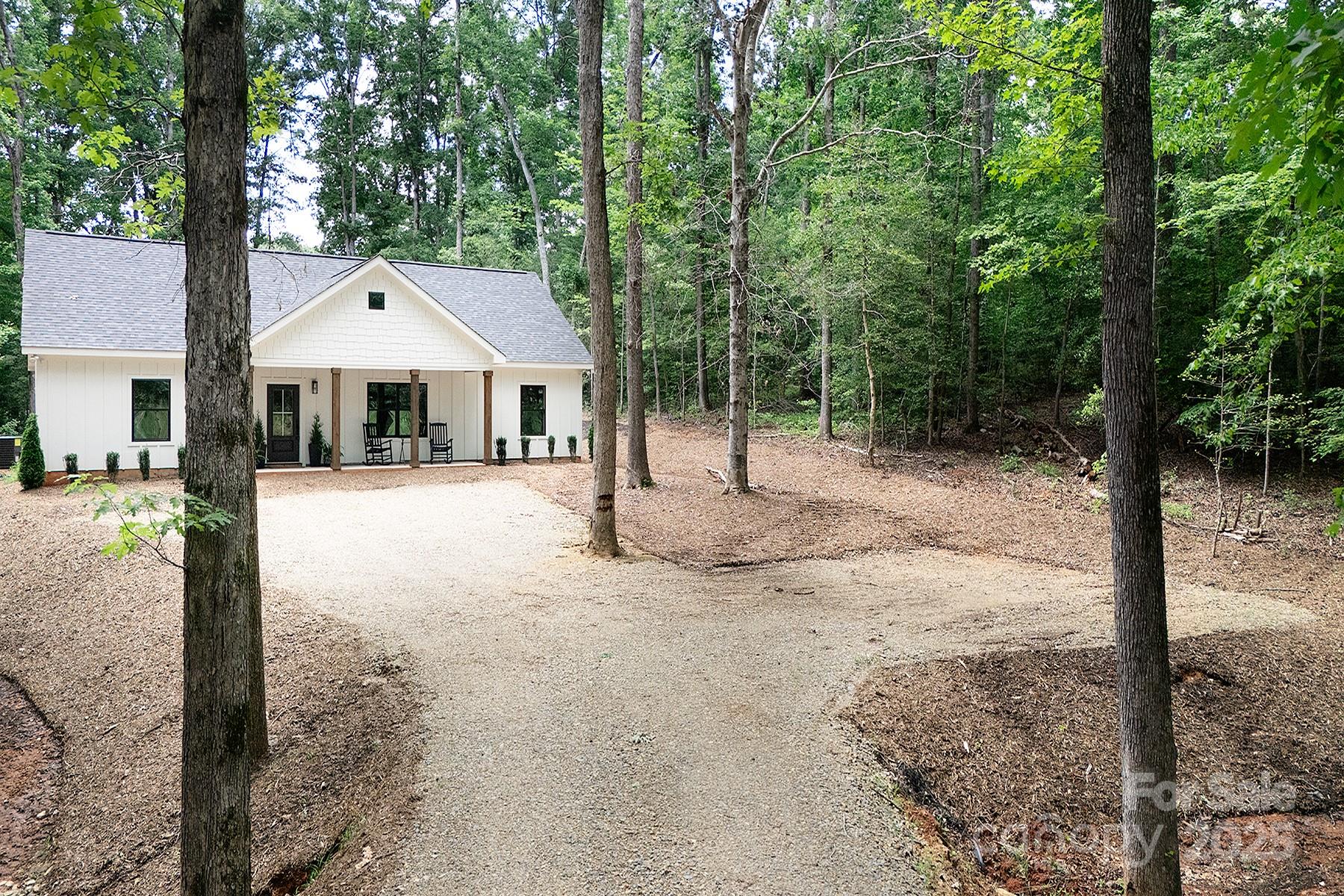 Property image 2 at 676 Chapel Hill Drive, Troy, NC 27371