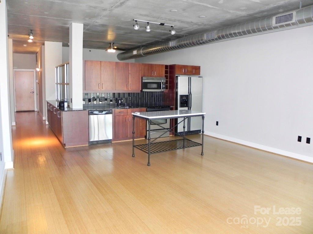 Property image 2 at 505 E 6th Street, Charlotte, NC 28202