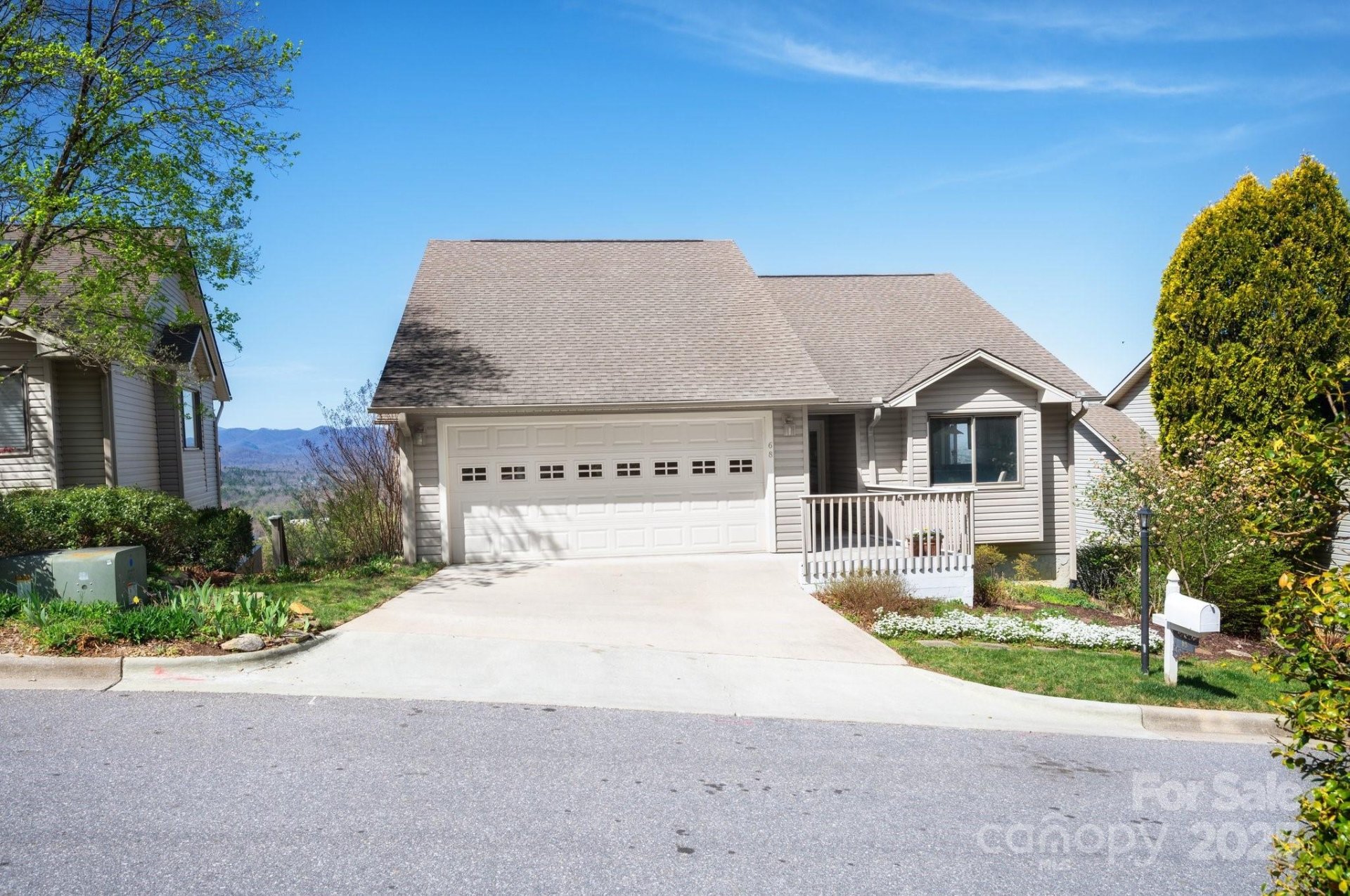 Property image 1 at 68 Park Avenue, Asheville, NC 28803