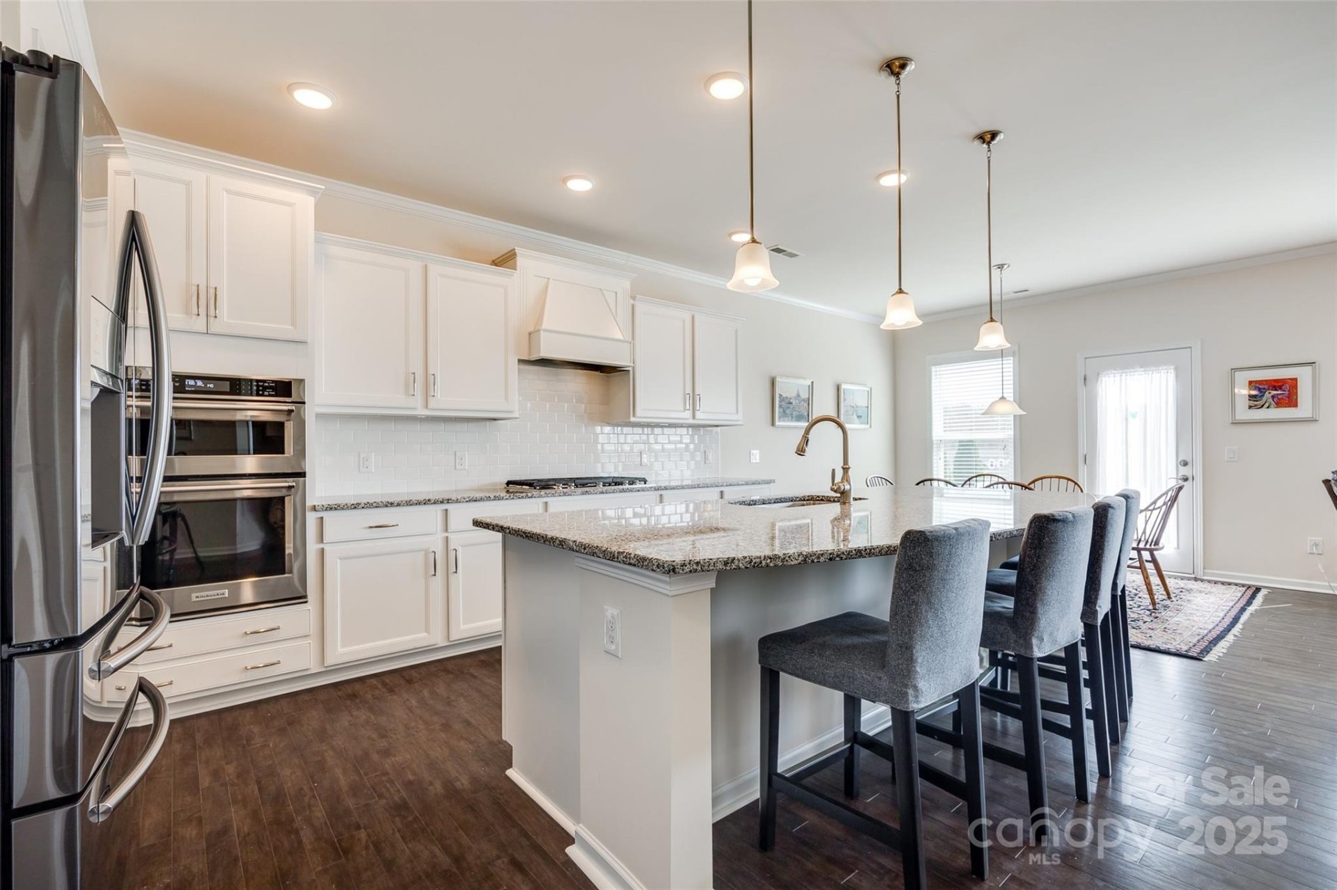 2052 Donaldson Street