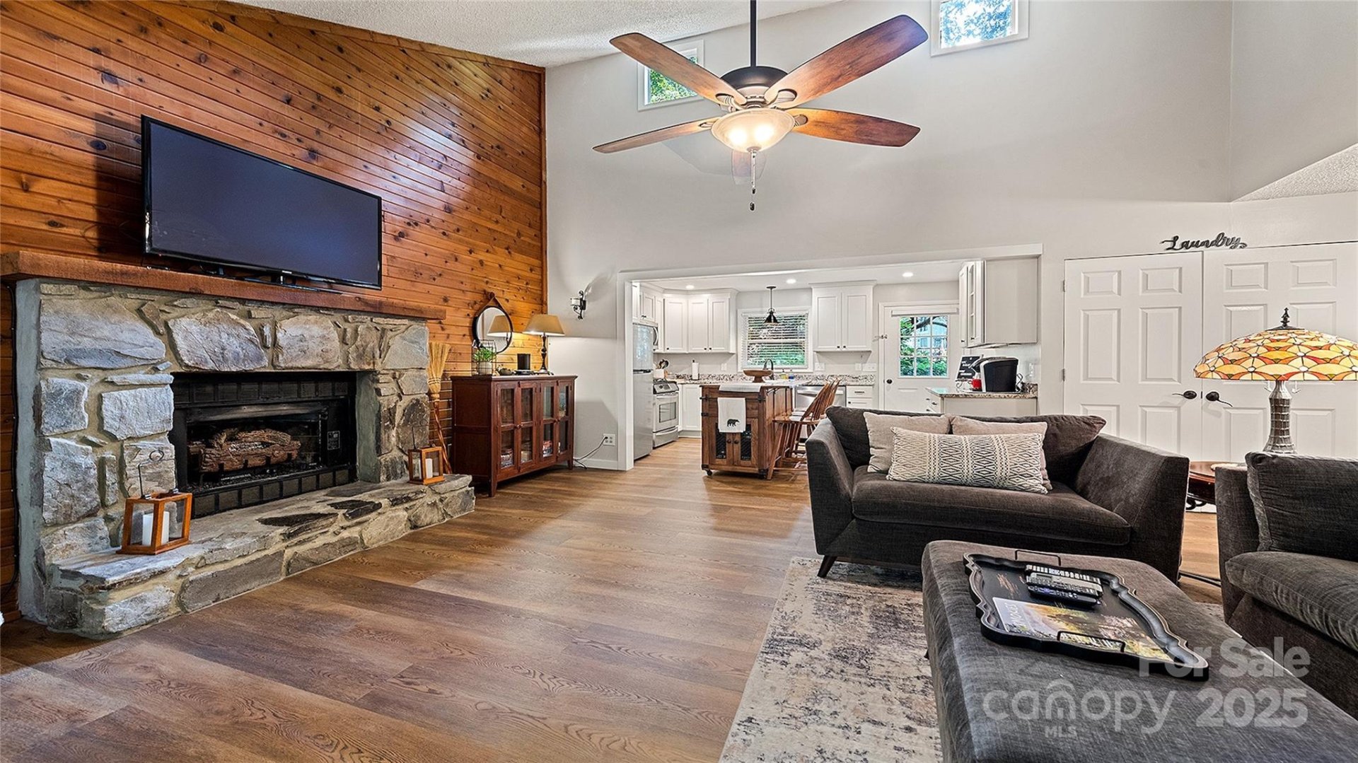 Property image 2 at 120 Blue Jay Loop, Maggie Valley, NC 28751