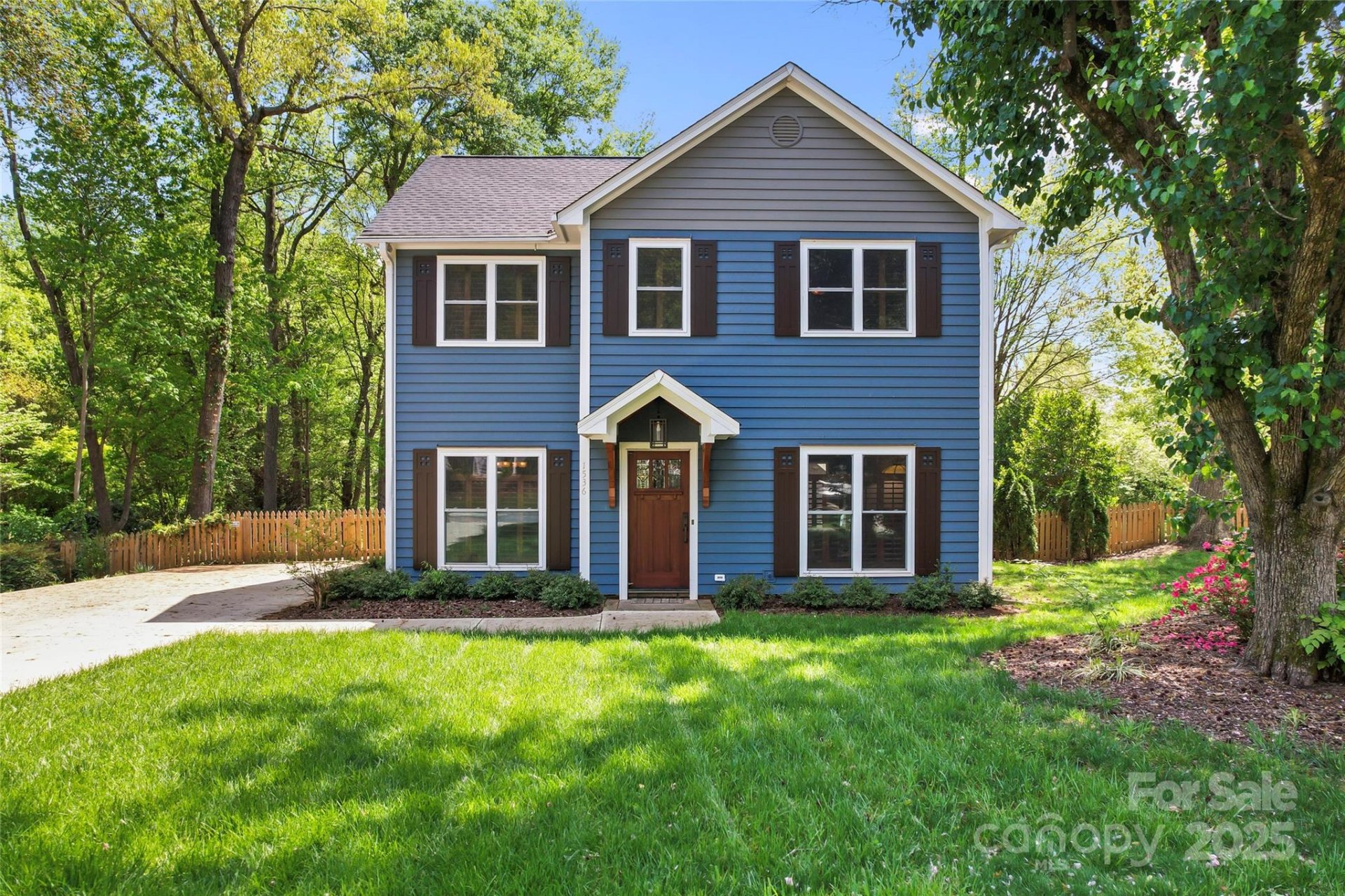 Northwoods, Charlotte Community
