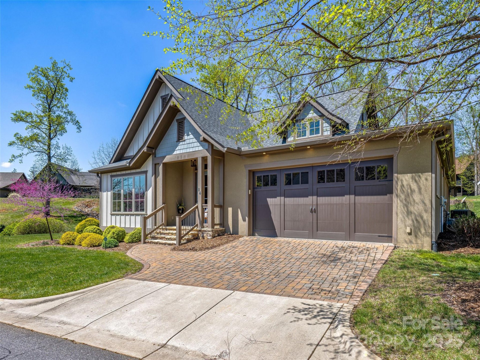 Property image 1 at 84 Chantilly Drive, Asheville, NC 28804