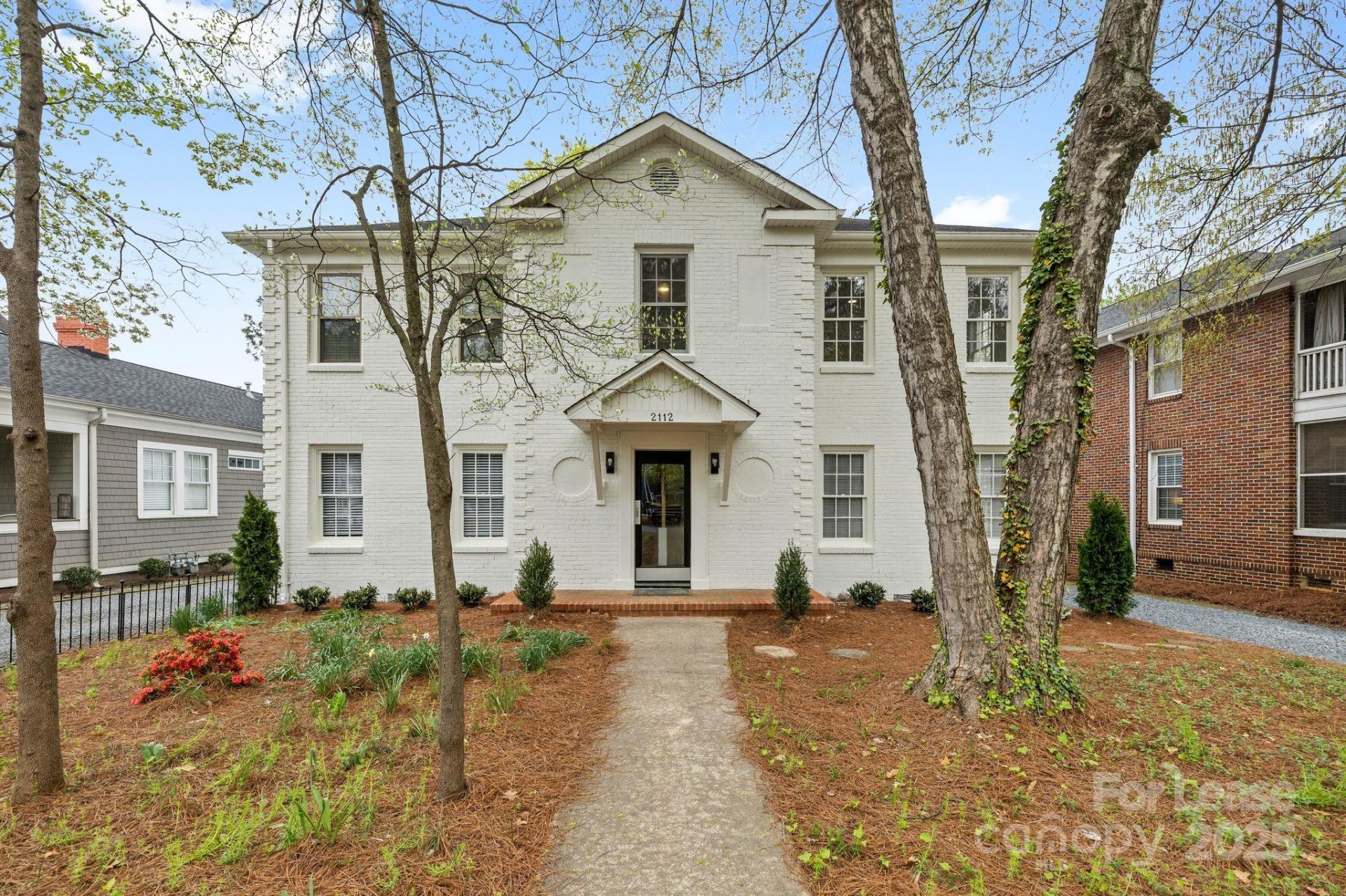 Property image 1 at 2112 Crescent Avenue, Charlotte, NC 28207