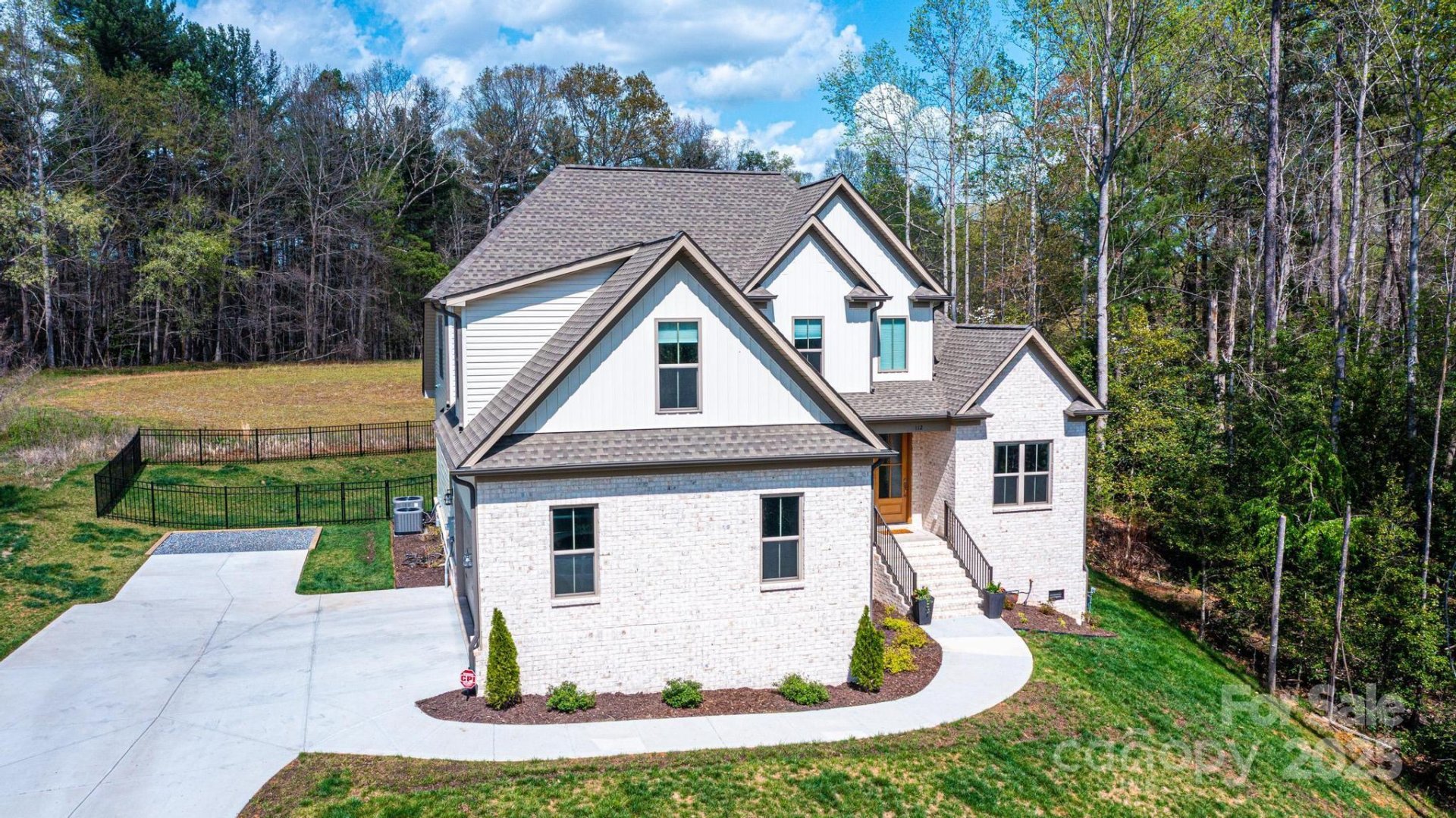 112 Whitman Court