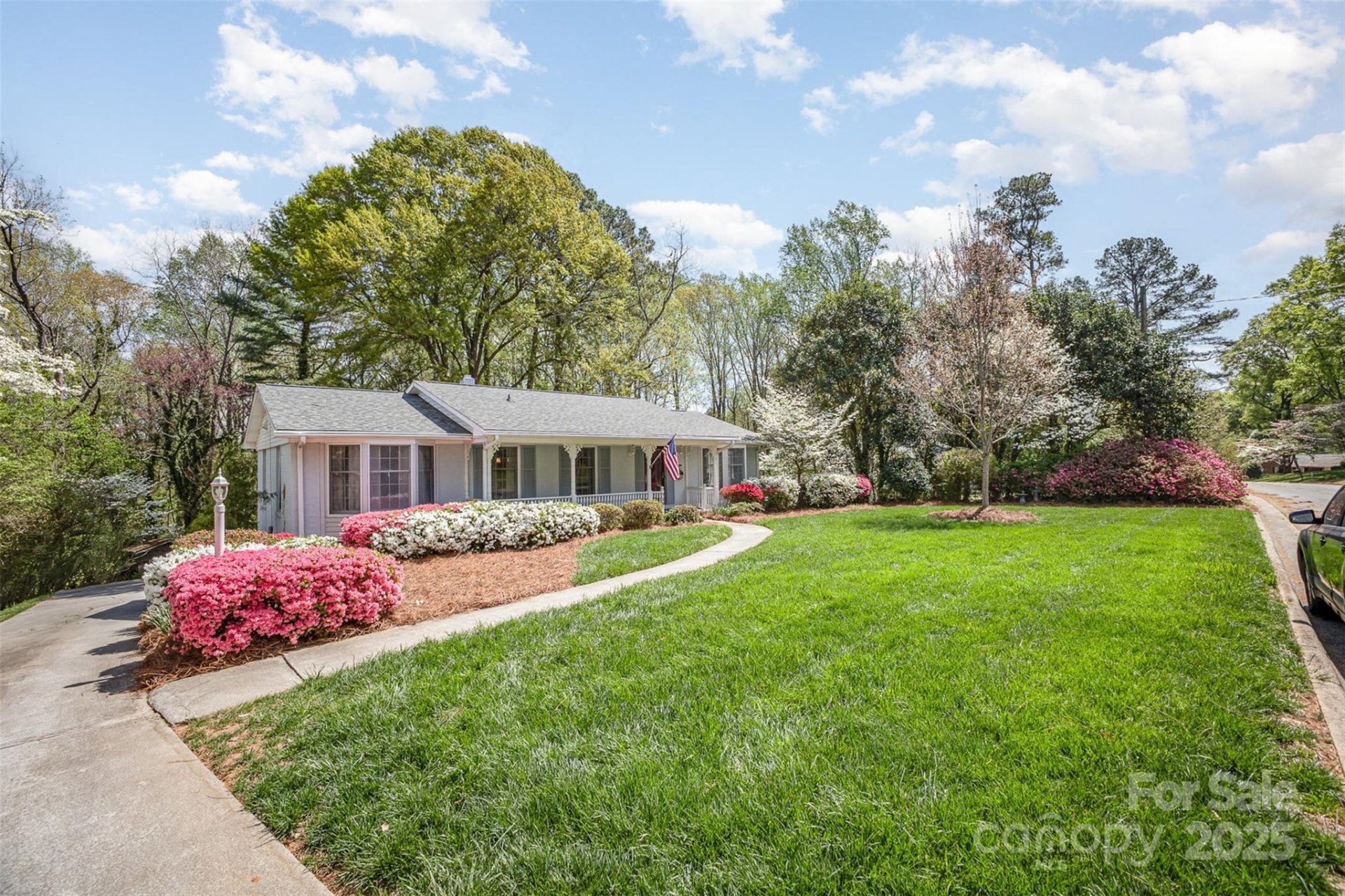 Property image 3 at 726 Grandview Drive, Concord, NC 28025