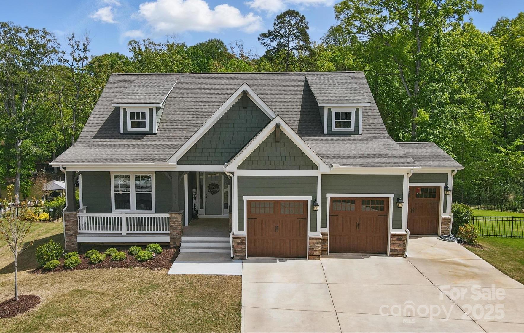 McLean Overlake, Belmont Community