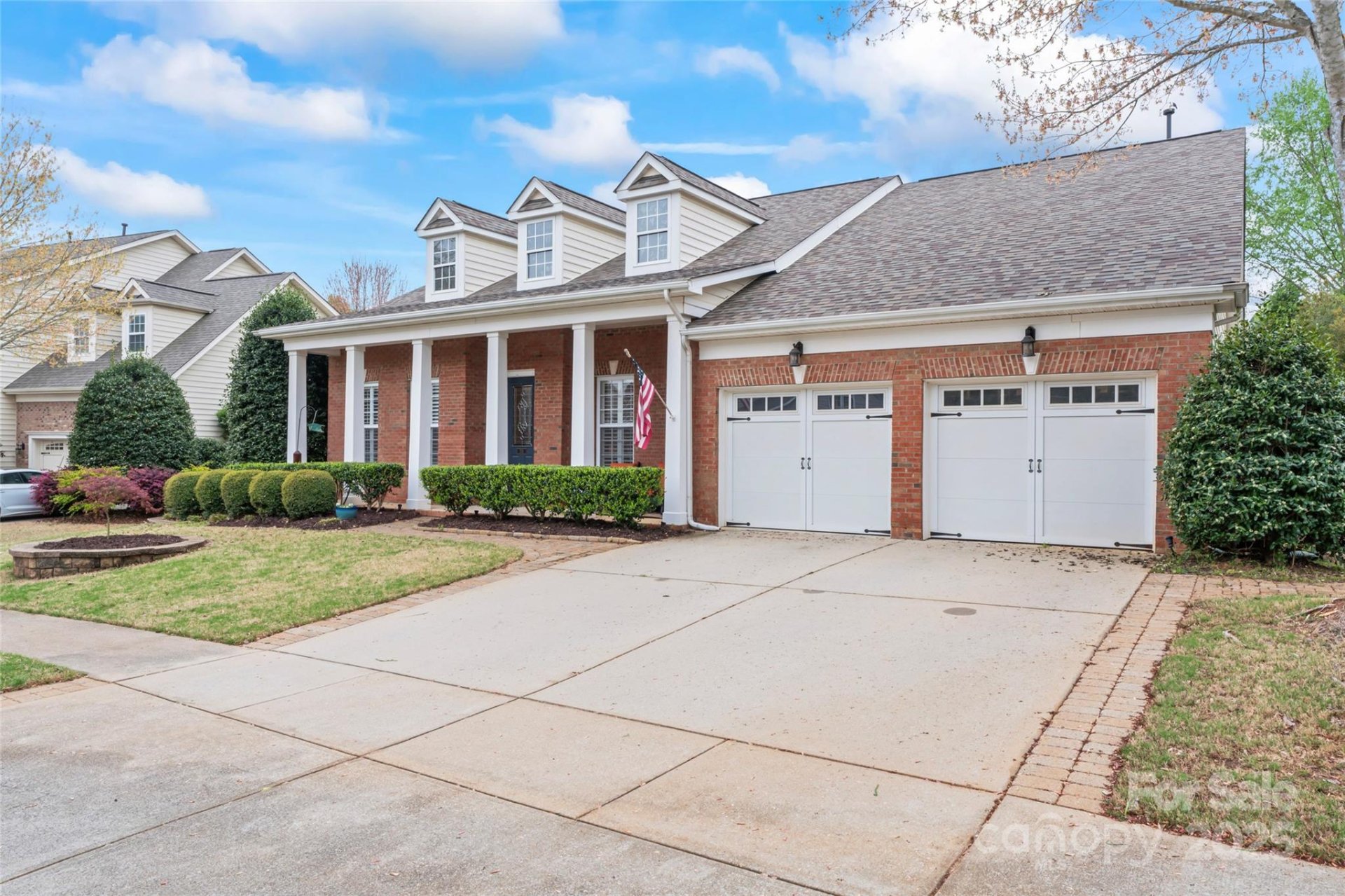 Property image 2 at 331 Miners Cove Way, Fort Mill, SC 29708