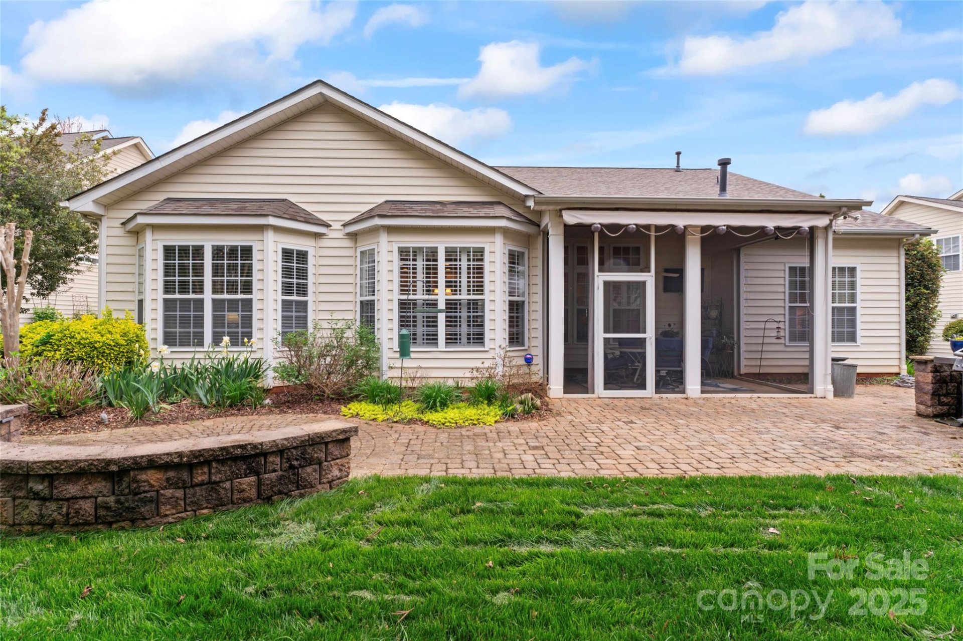 Property image 3 at 331 Miners Cove Way, Fort Mill, SC 29708