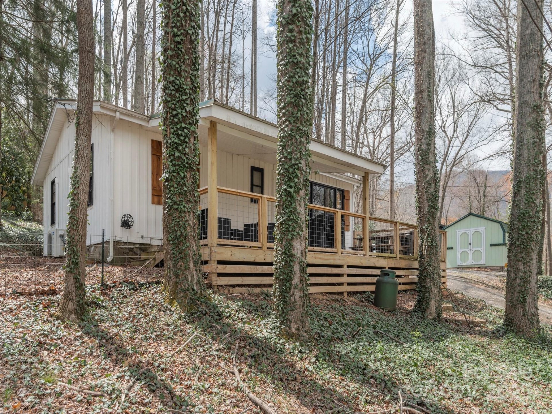 147 Azalea Drive