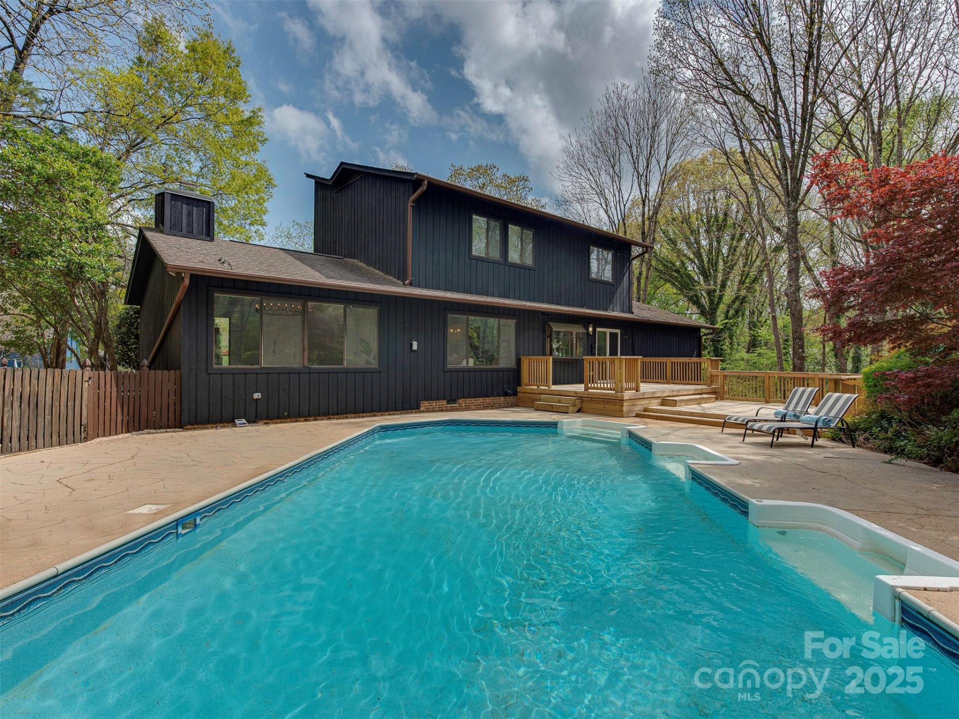 Property image 3 at 1437 Jules Court, Charlotte, NC 28226