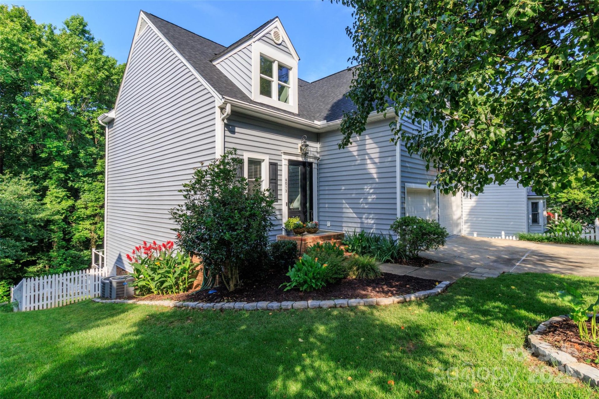 Property image 4 at 6013 Coaching Inn Court, Charlotte, NC 28270
