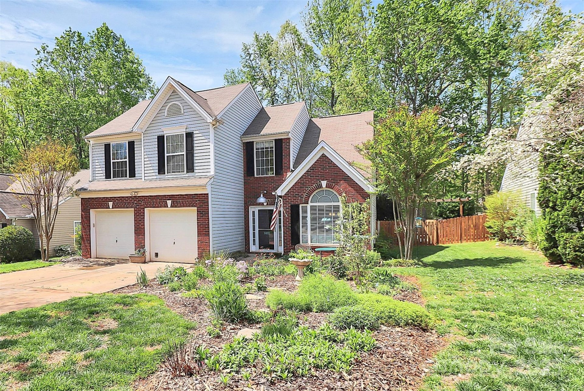 1432 Deer Forest Drive