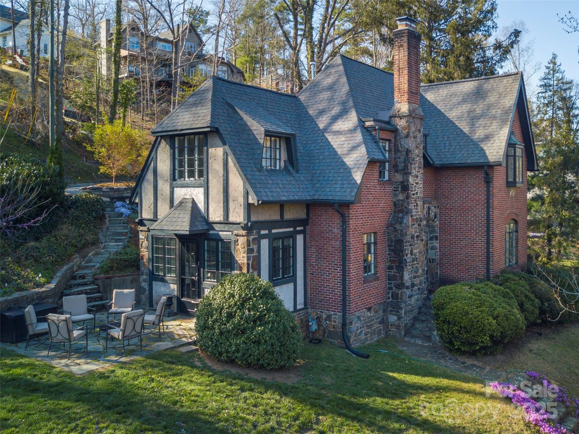 250 Kimberly Avenue