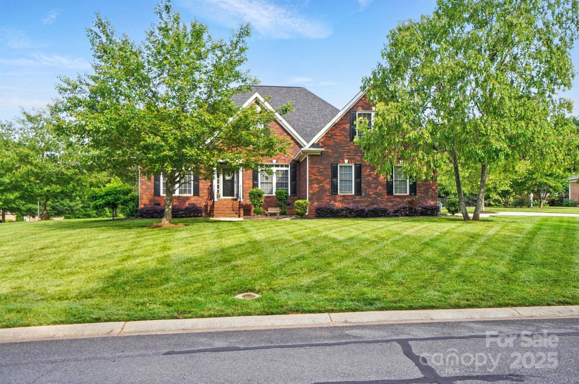 Patrick Place, Clover Community
