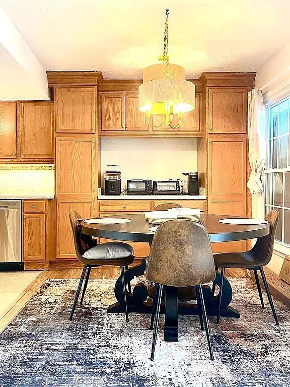 Property image 5 at 305 Wenwood Circle, Greenville, SC 29607