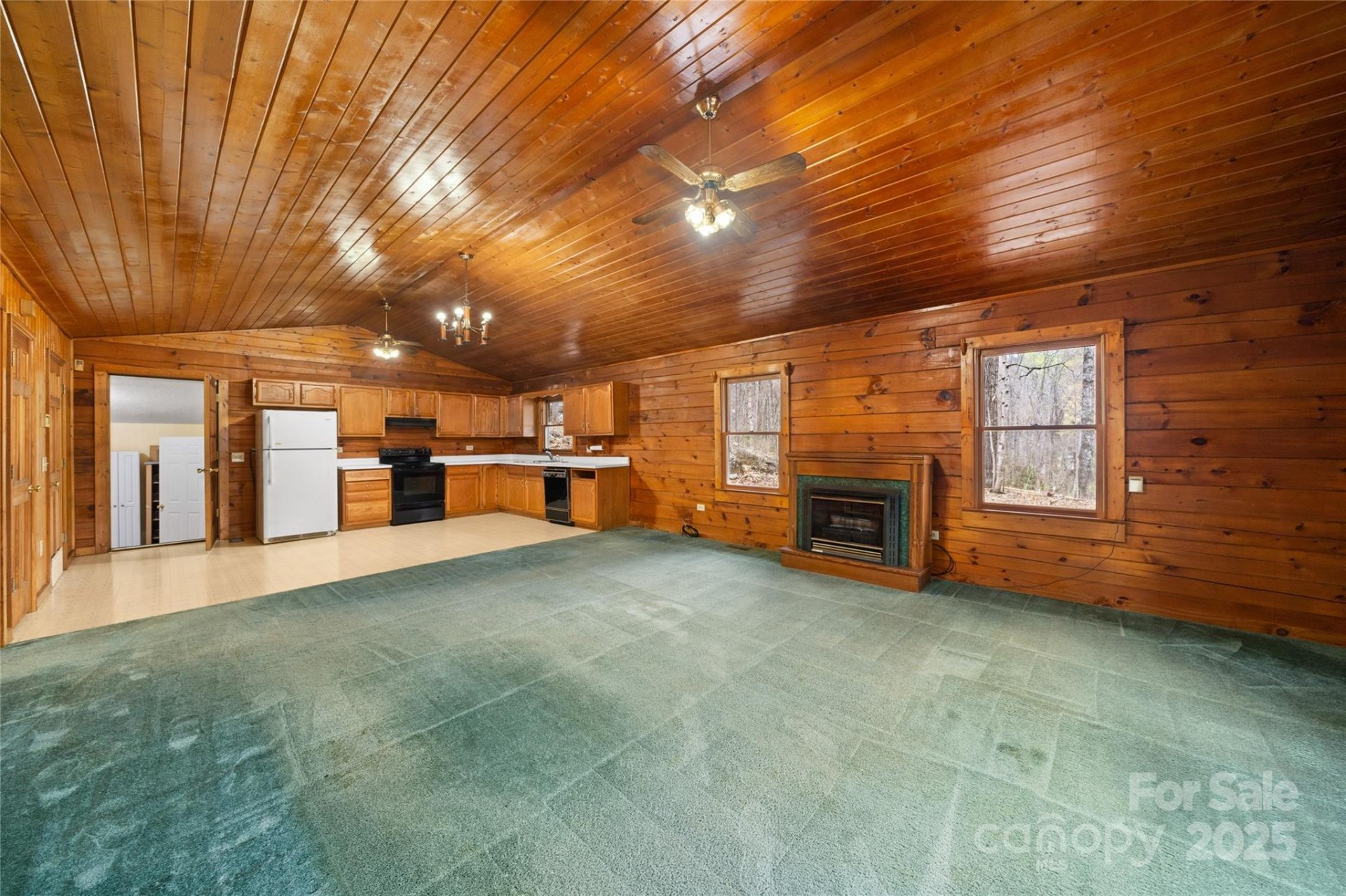Property image 2 at 398 Locust Drive, Maggie Valley, NC 28751