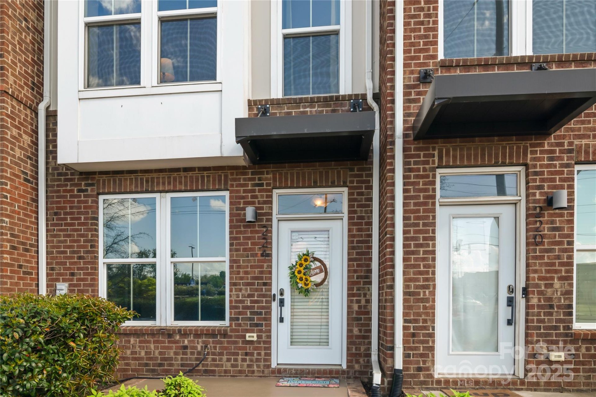 Property image 2 at 224 Parkwood Avenue, Charlotte, NC 28206