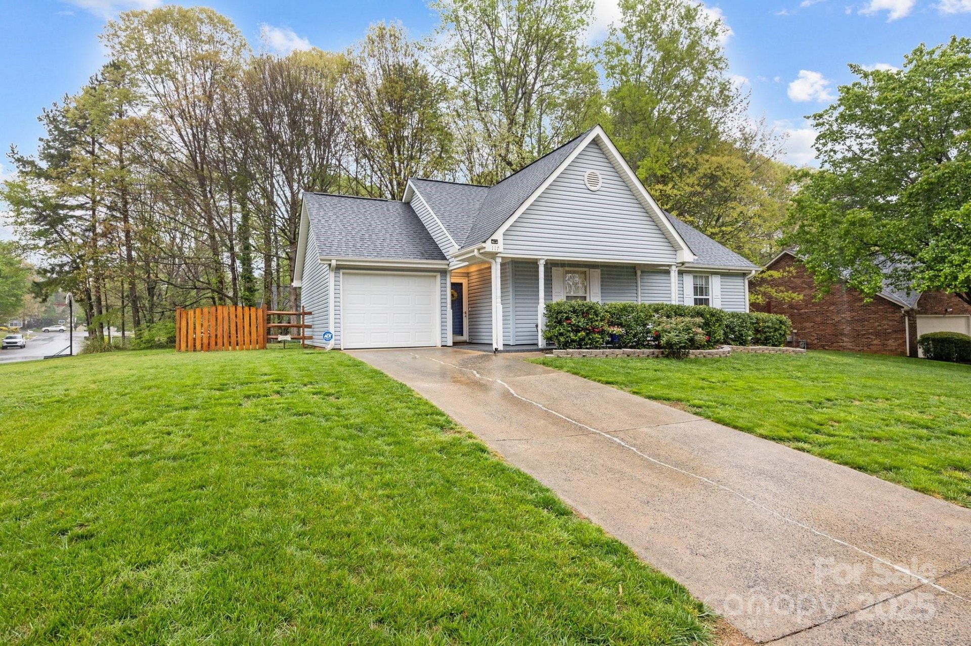 117 Heath Lane