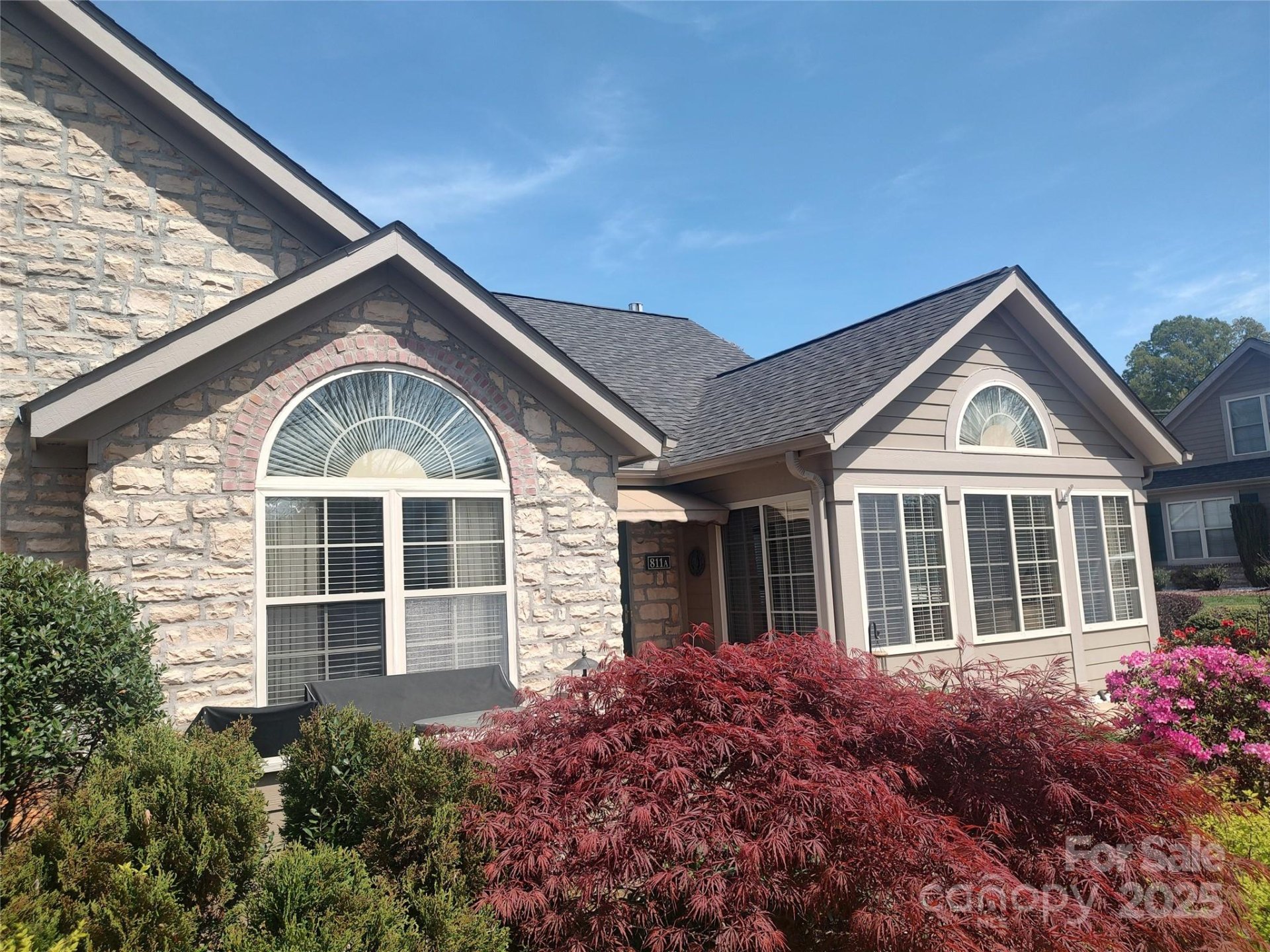 Property image 2 at 811 Wynnshire Drive, Hickory, NC 28601