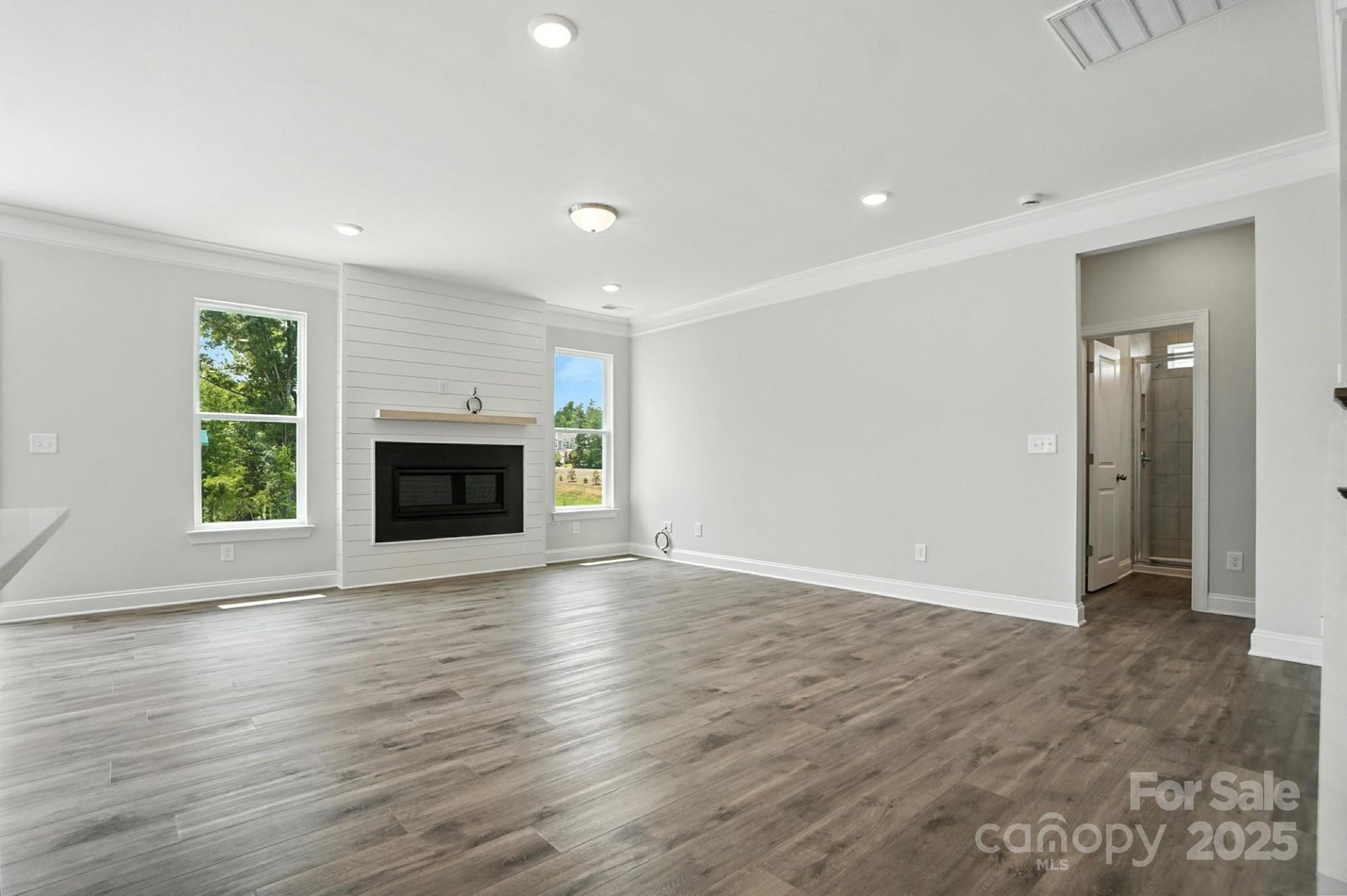 Property image 5 at 2017 Embassy Court, Charlotte, NC 28213