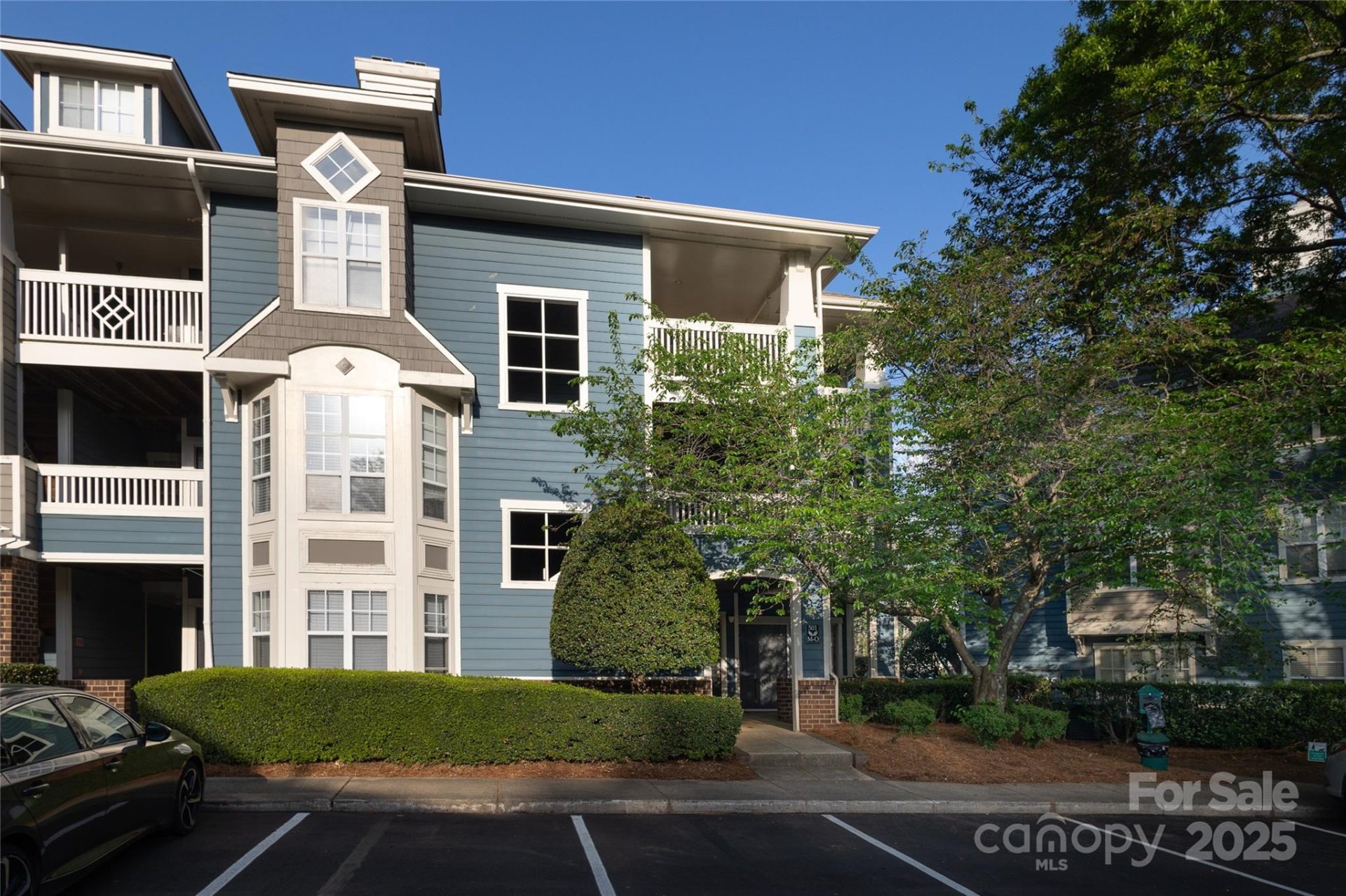 501 Olmsted Park Place