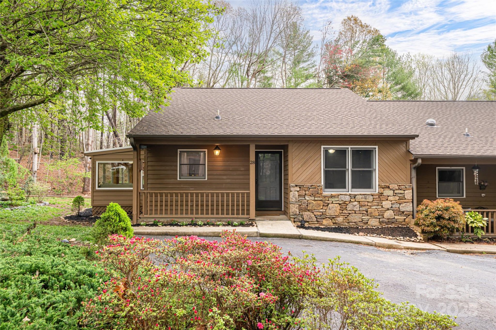 Property image 2 at 28 Sagebrush Circle, Etowah, NC 28729