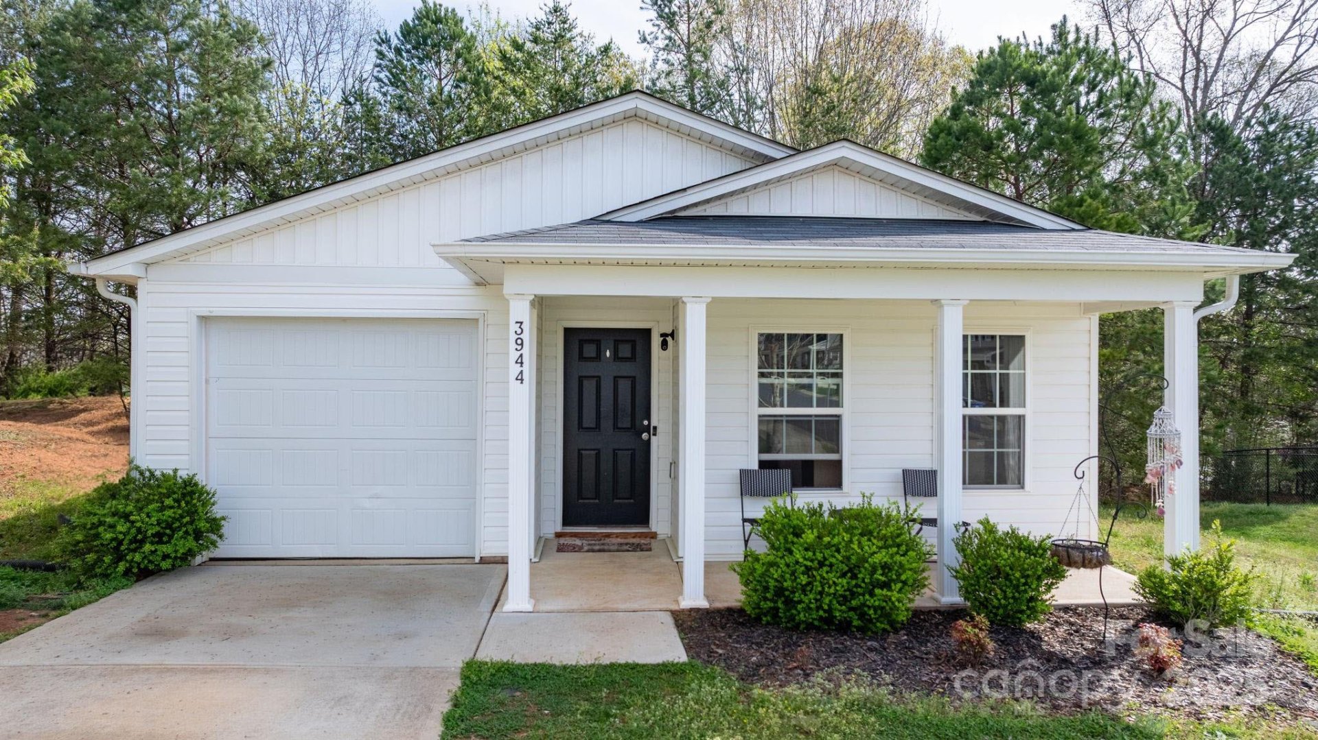 Property image 2 at 3944 Hemingway Drive, Hickory, NC 28601